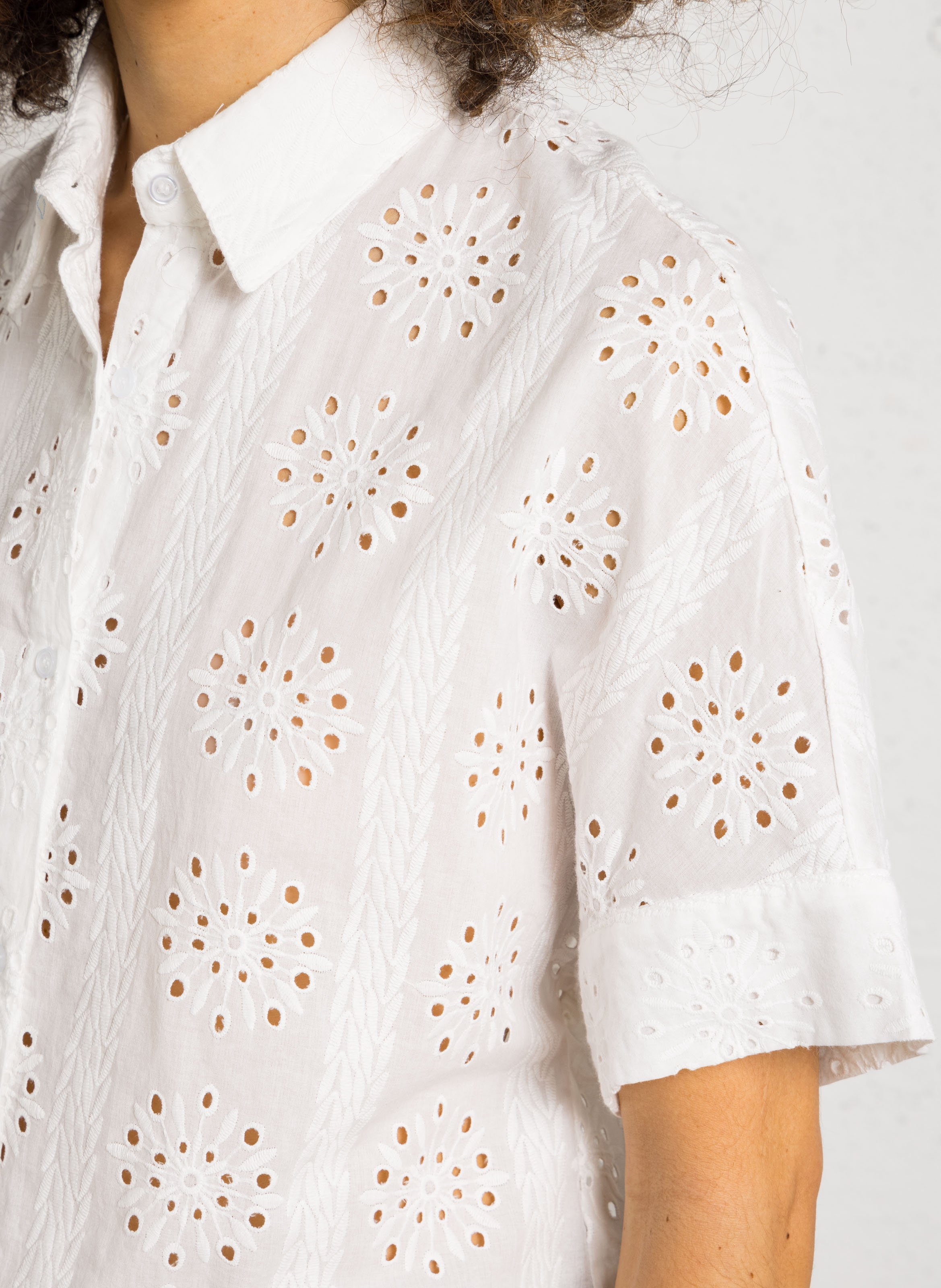 Chemise ample courte brodée en coton SEE U SOON Blanc