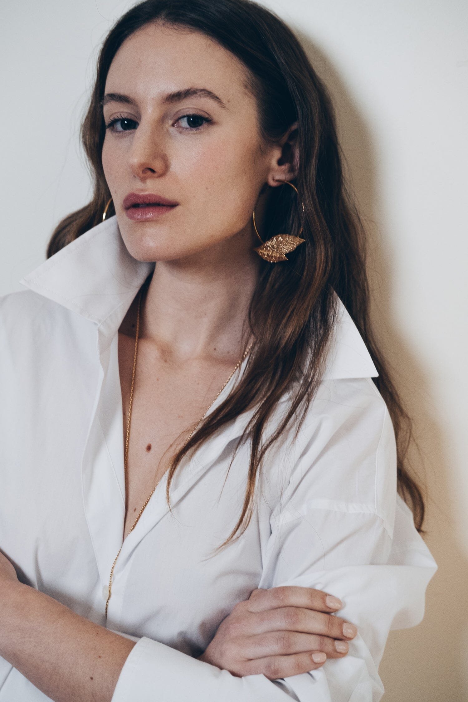 Gold-plated leaf hoop earrings MONSIEUR SIMONE Silver