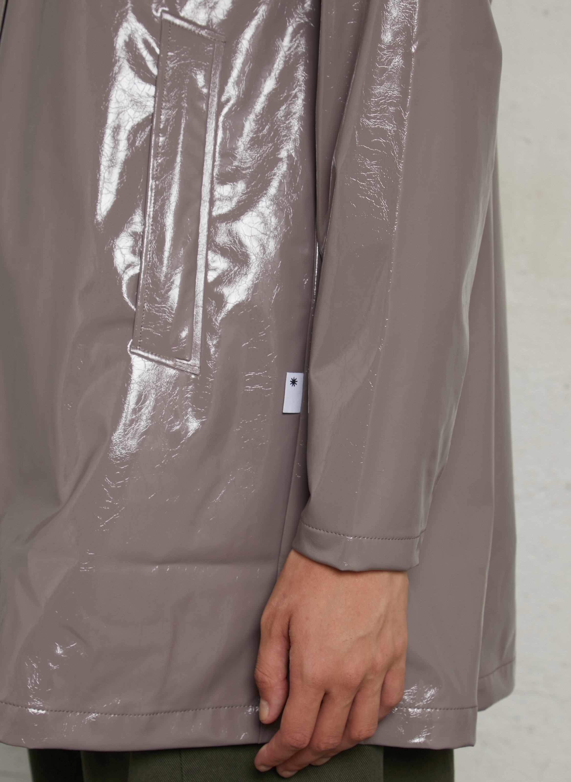 Imperméable avec capuche RAINS Beige