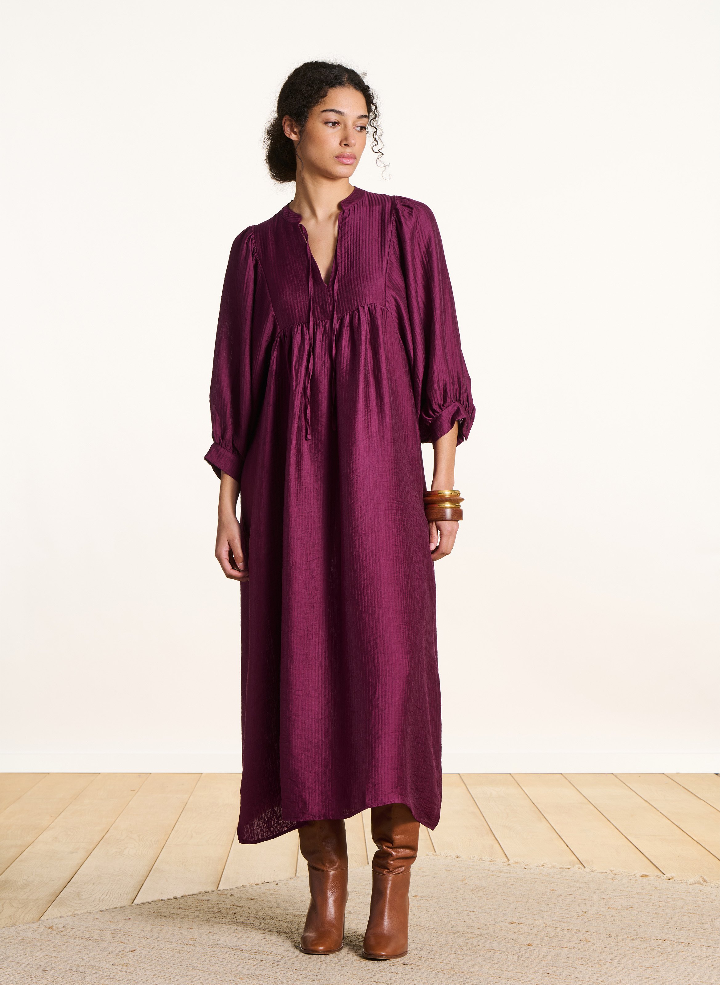 Wijde lange jurk met tuniek kraag LA FEE MARABOUTEE Bruin