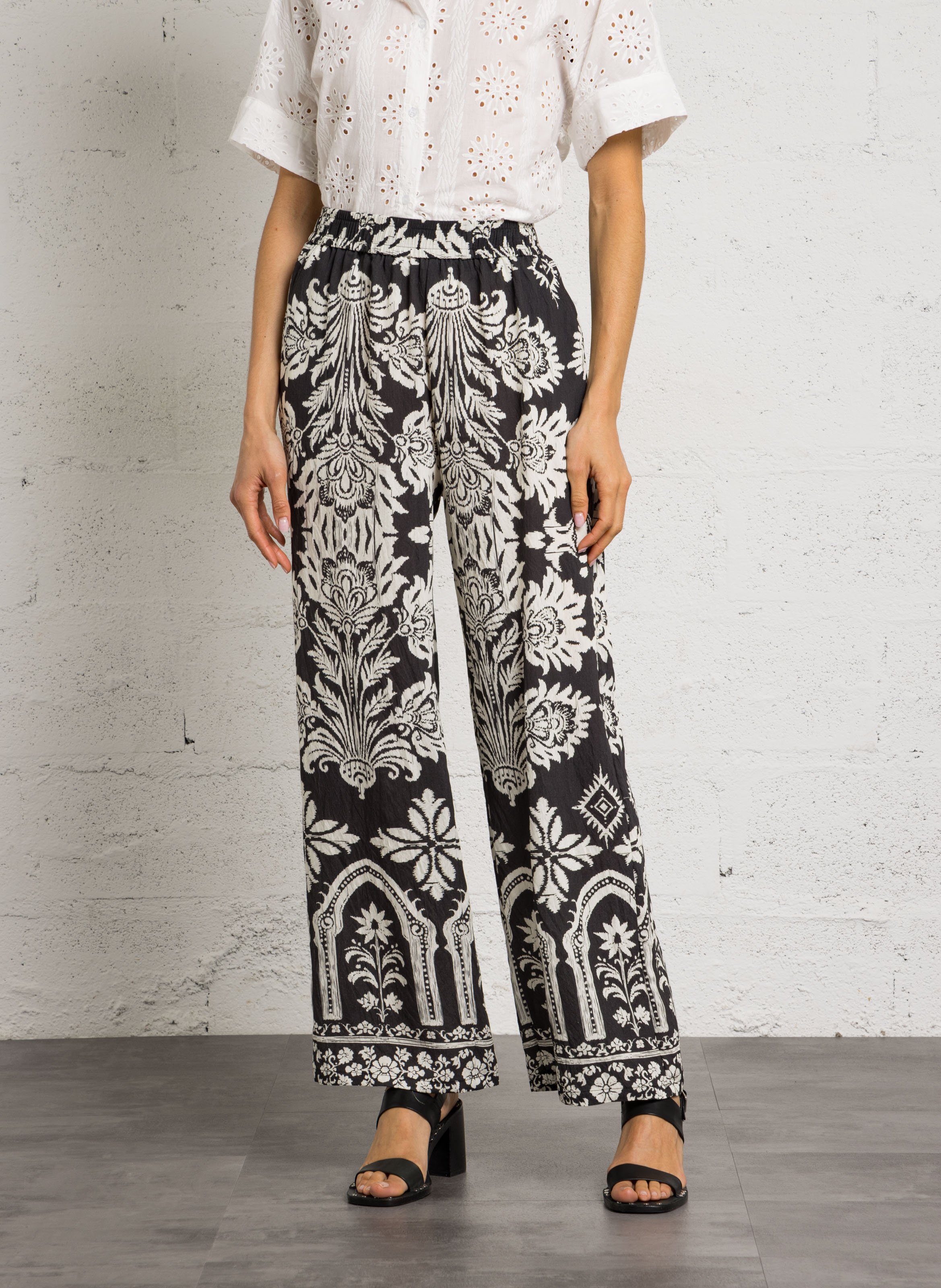 Bazimodo - Weite weich fallende Hose mit Aufdruck SEE U SOON Schwarz