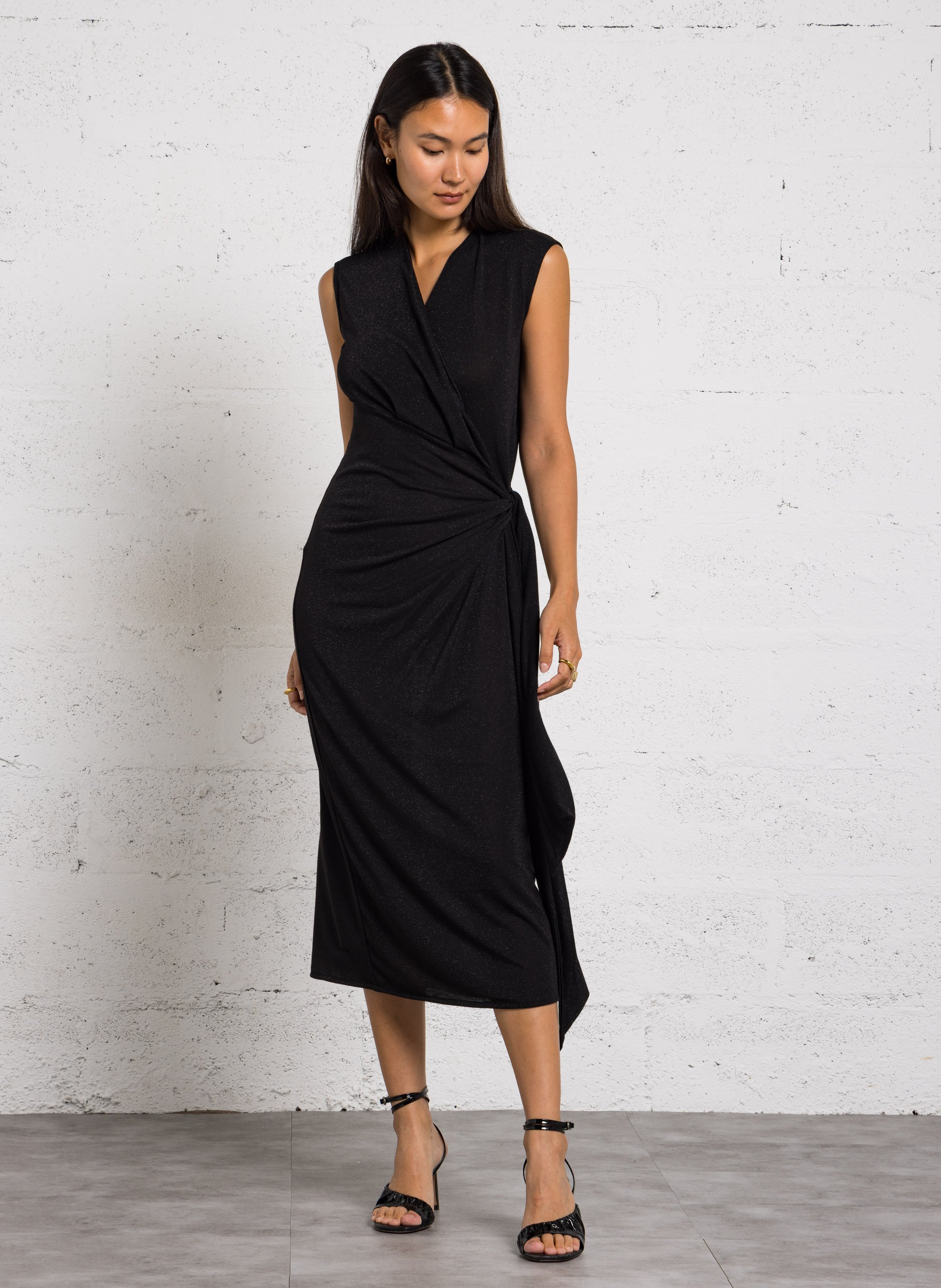 Robe midi portefeuille en maille irisée MOMONI Noir