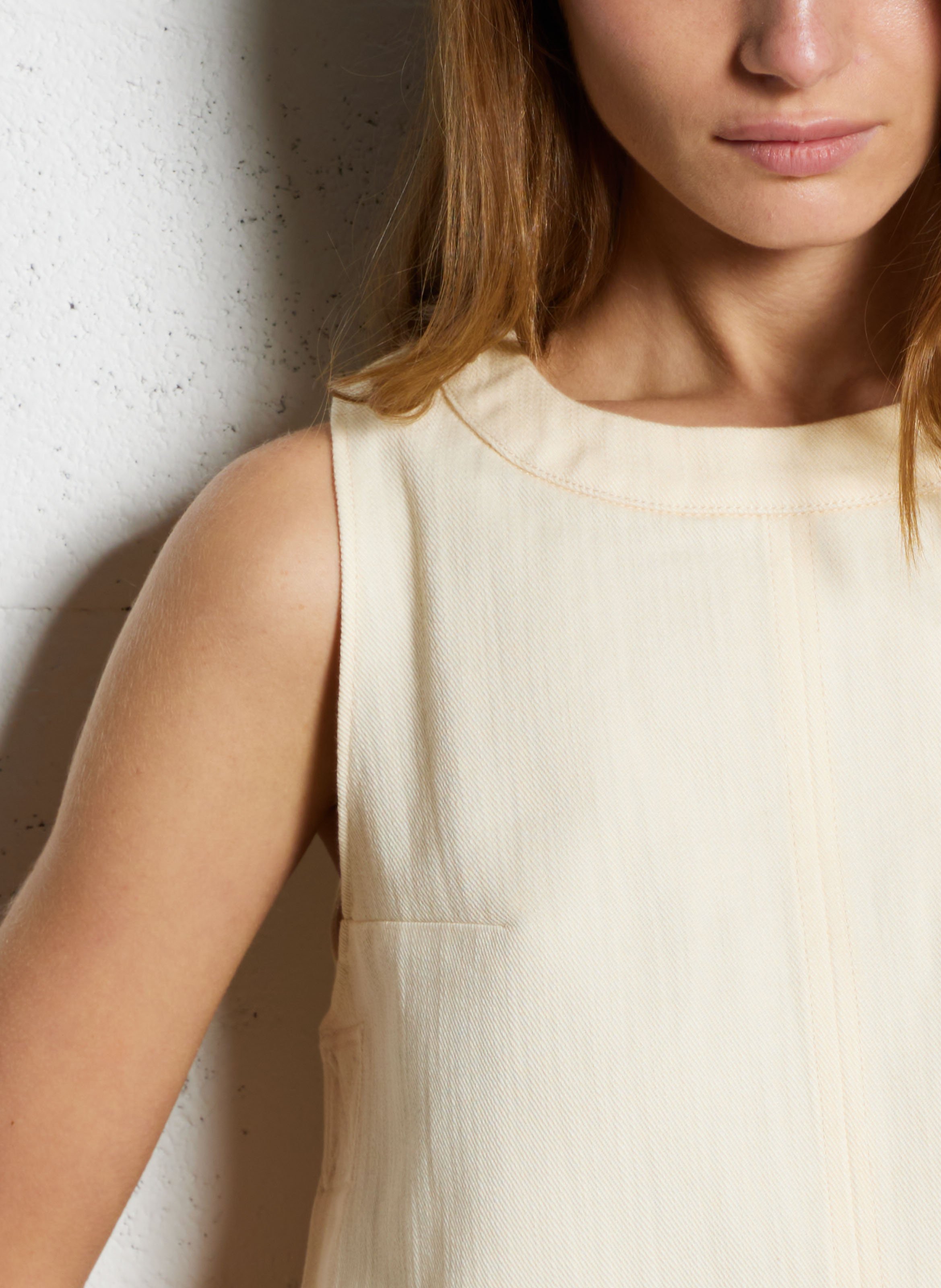 Round-neck sleeveless cotton top Beige