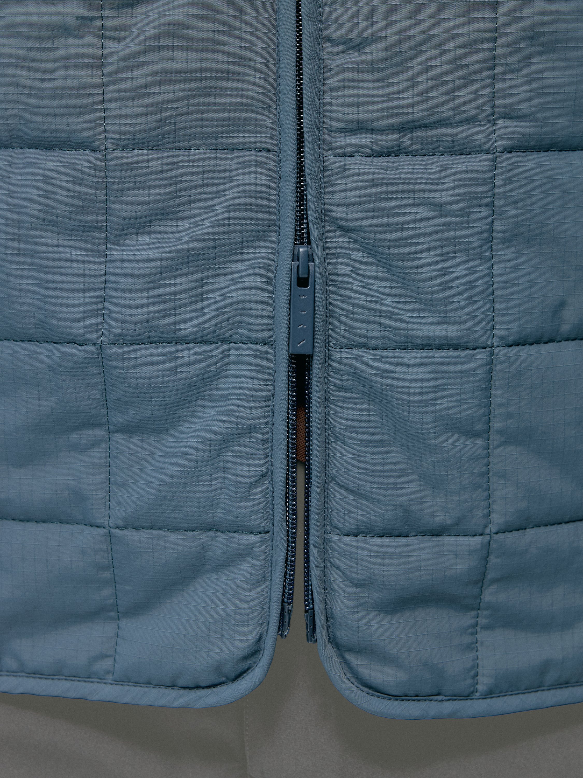 Quilted sports jacket with zipper BORN LIVING YOGA Blue