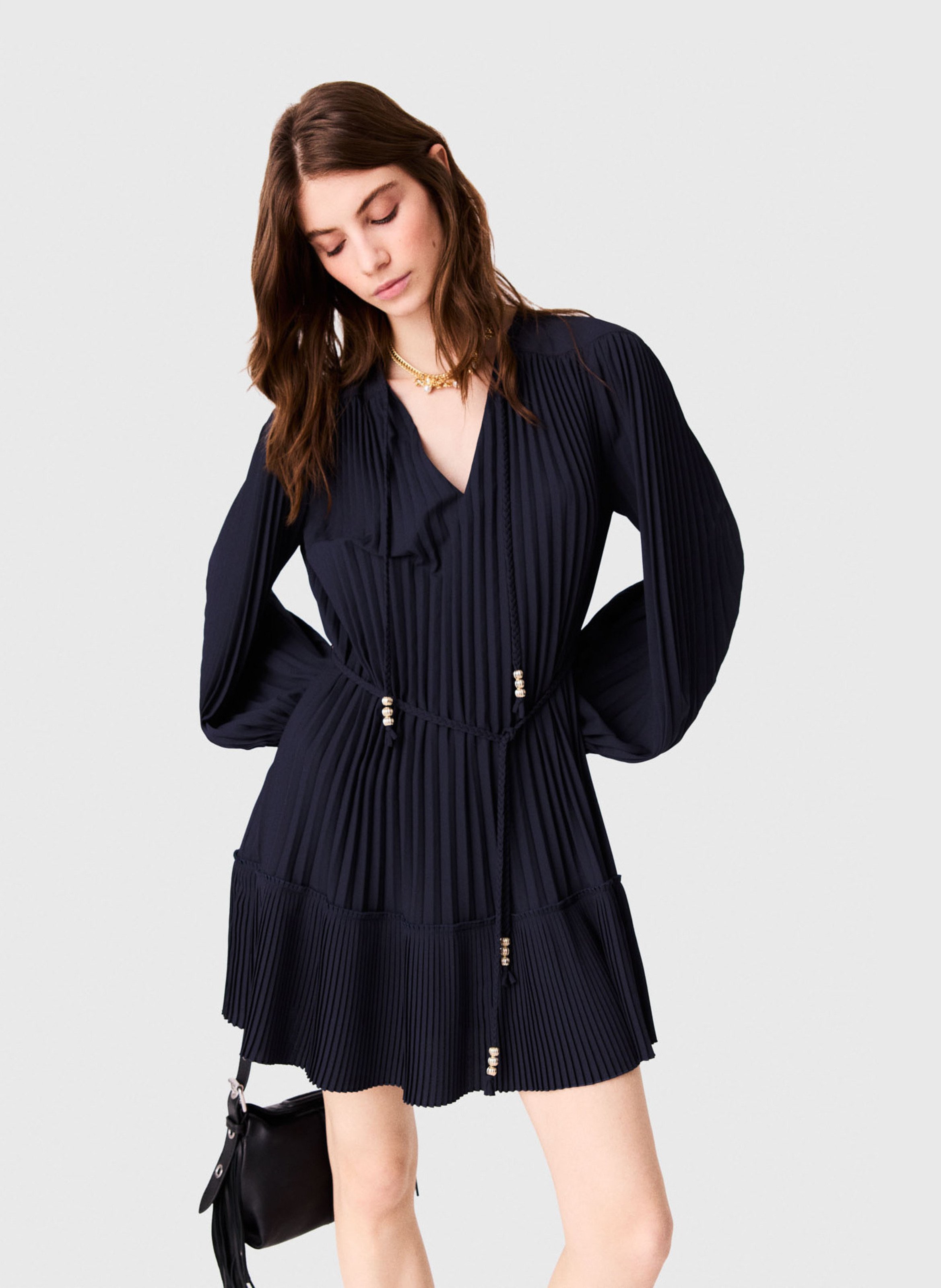 Jurk met V-hals en getailleerd model MAJE Blauw