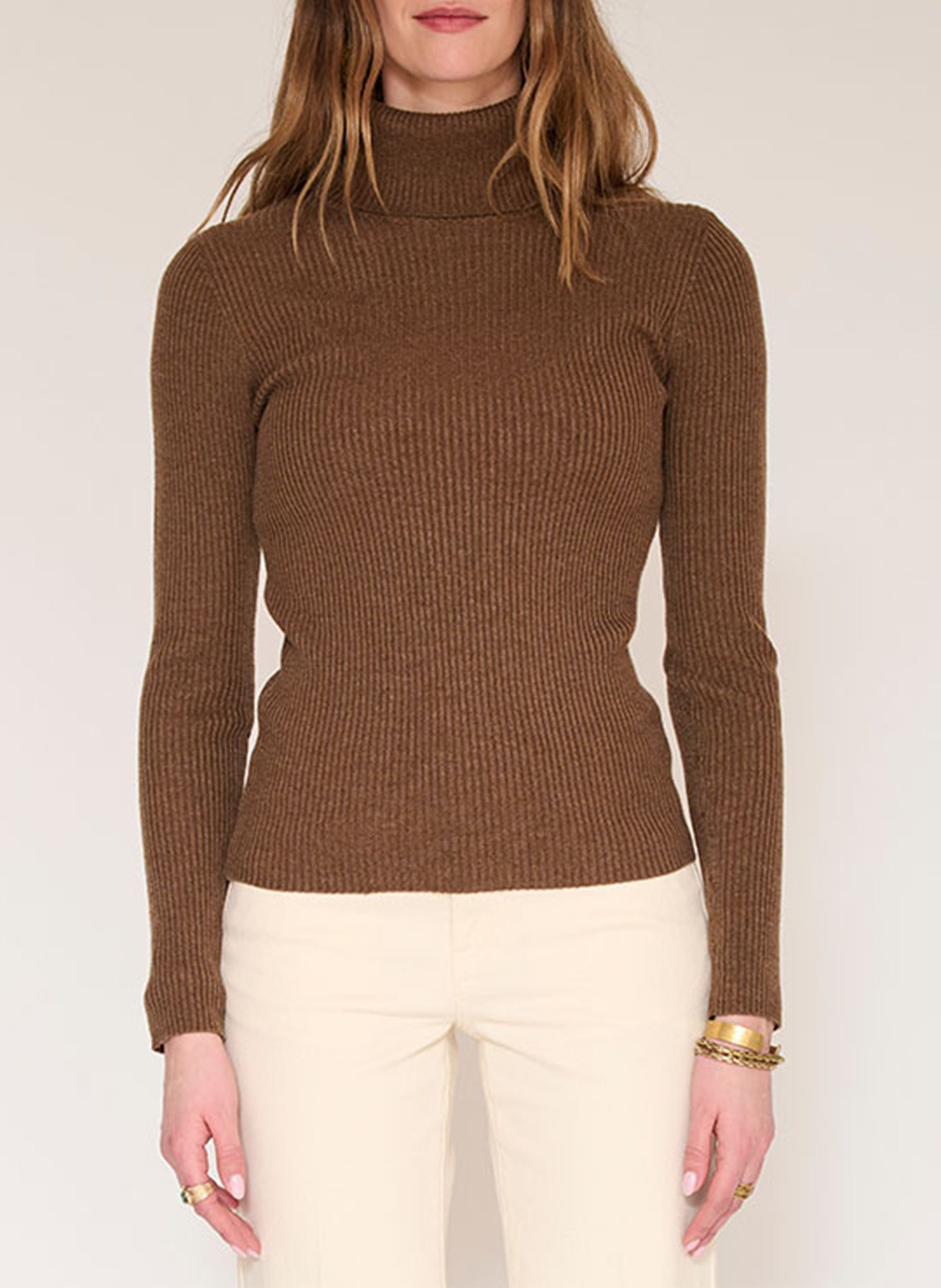 Rollkragenpullover aus Rippstrick MKT