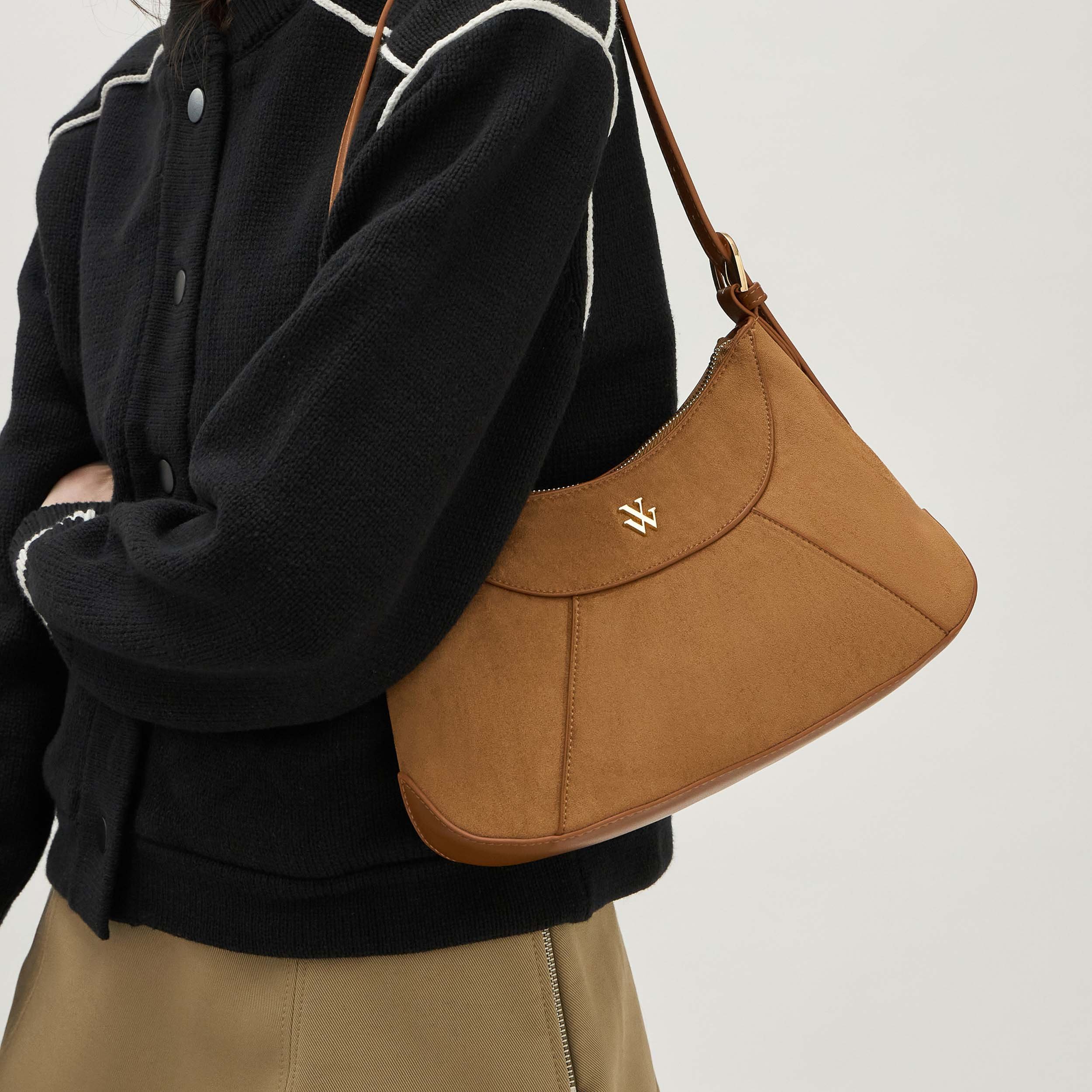 Sac baguette en suédine VANESSA WU Beige