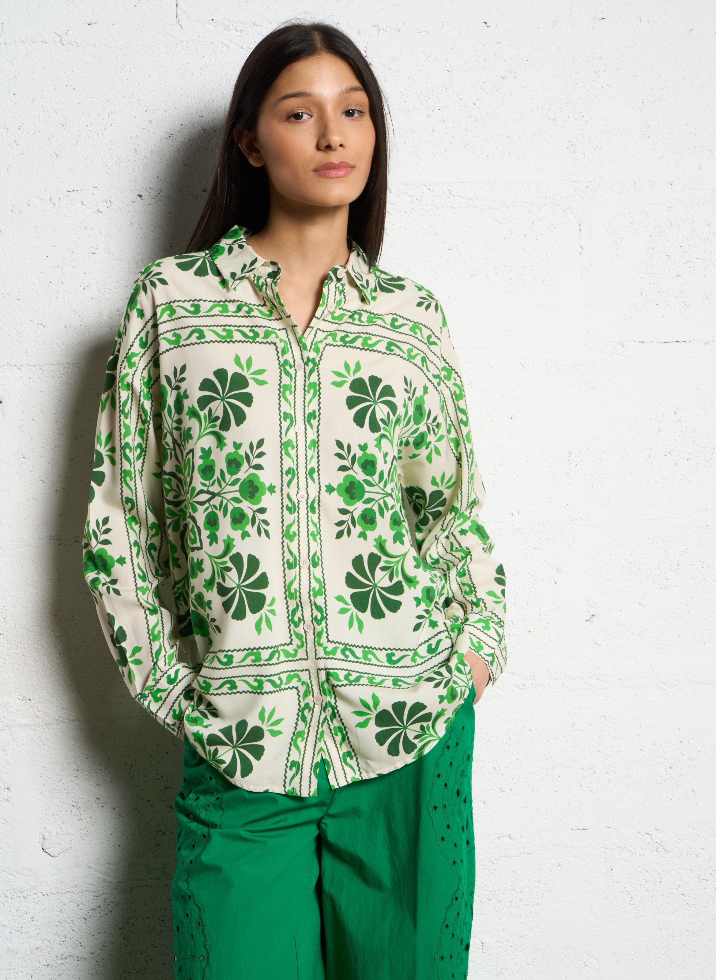 Chemise col classique  LA PETITE ETOILE Multicolore