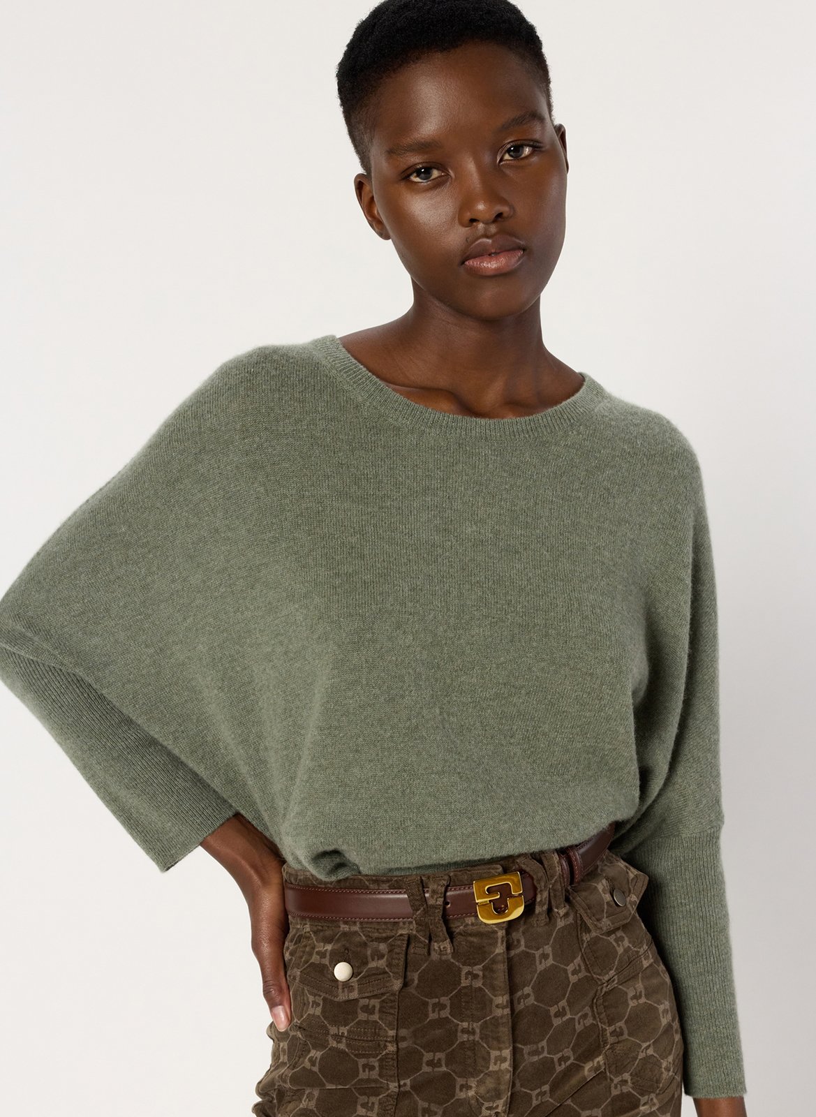 Kasjmier trui met opstaande kraag GERARD DAREL Kaki