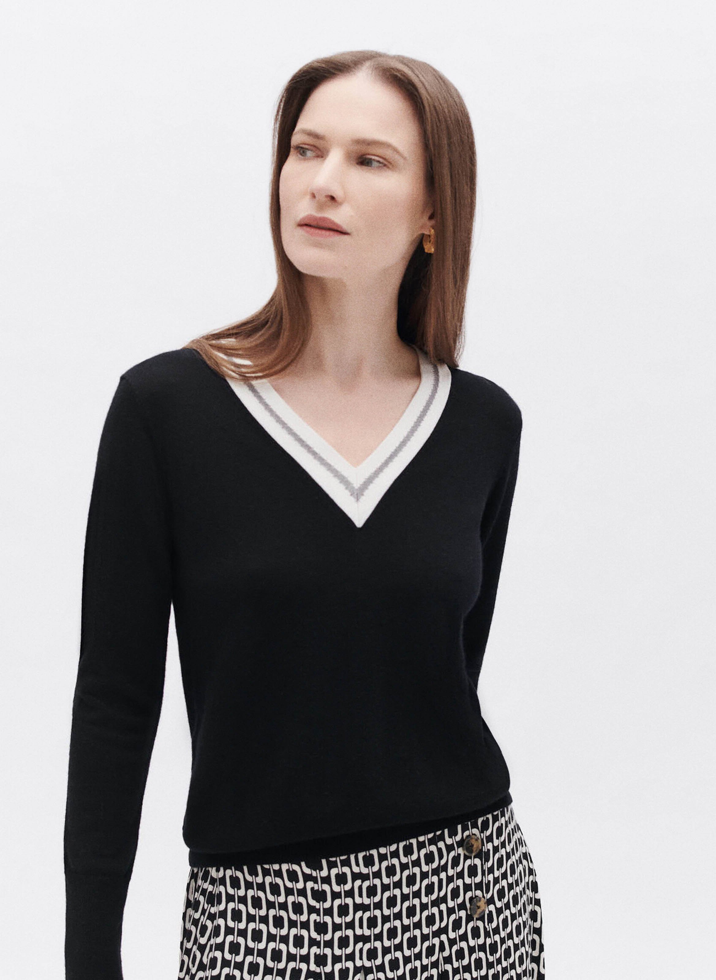 Straight V-neck wool-blend sweater CAROLL Black