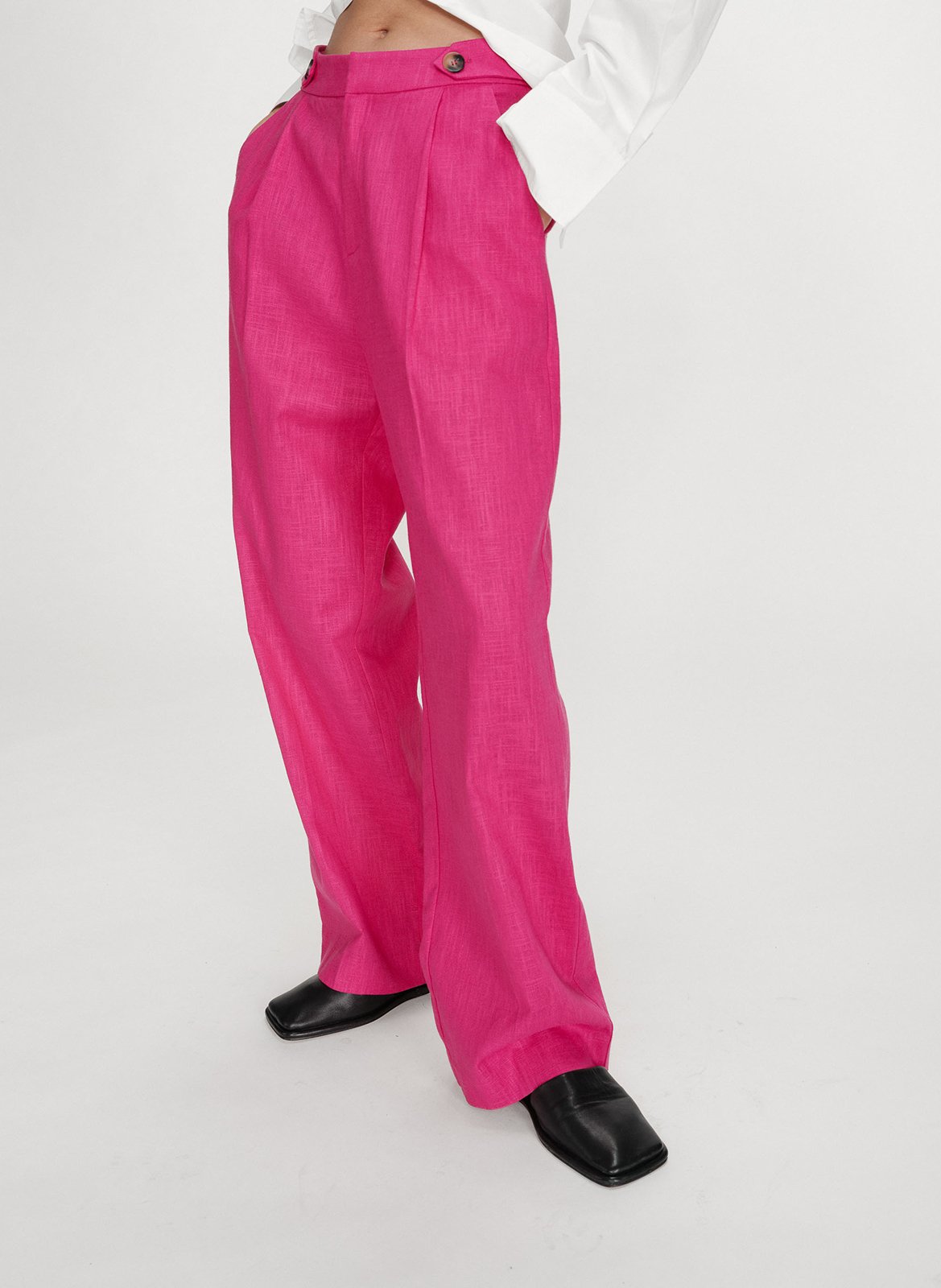 Trousers tailored in plain linen blend GRACE ET MILA