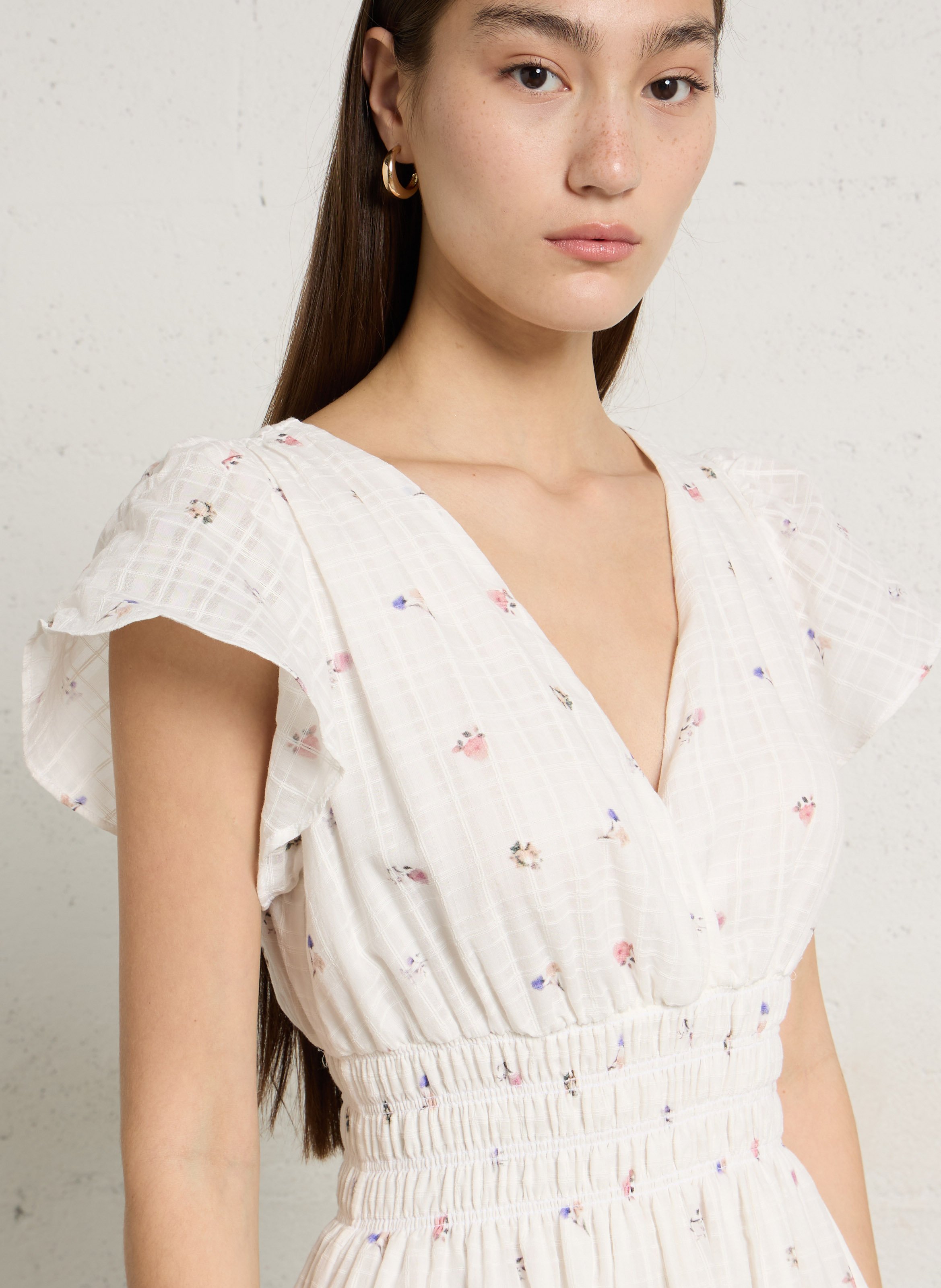 Midi-Kleid mit V-Ausschnitt aus bedruckter Baumwolle BERENICE Weiss