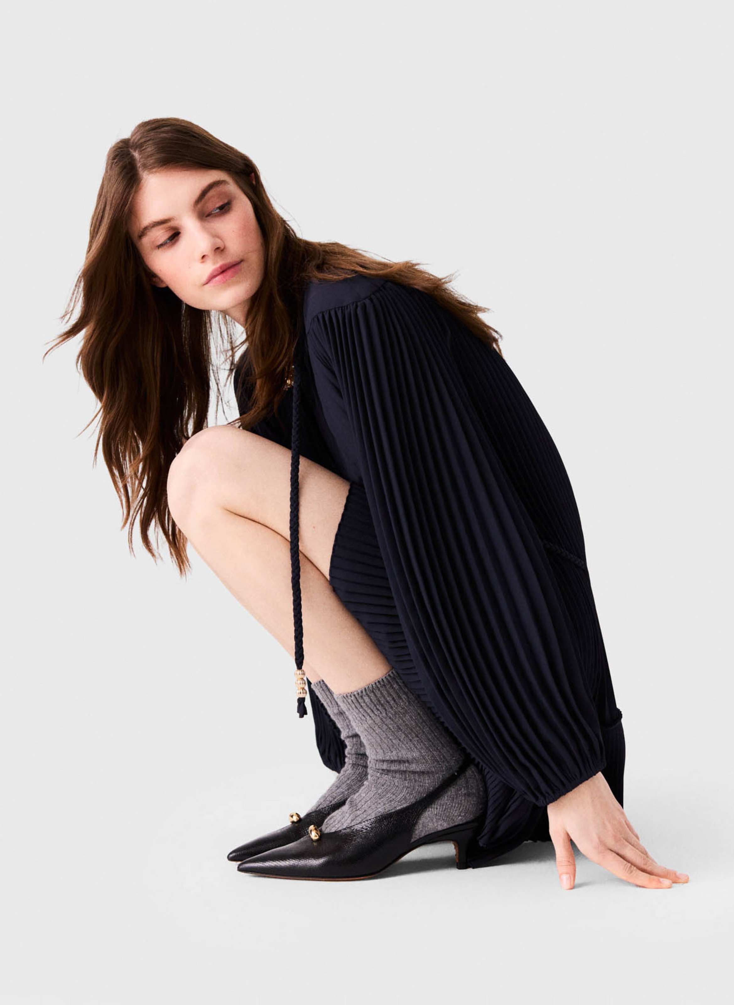 Jurk met V-hals en getailleerd model MAJE Blauw