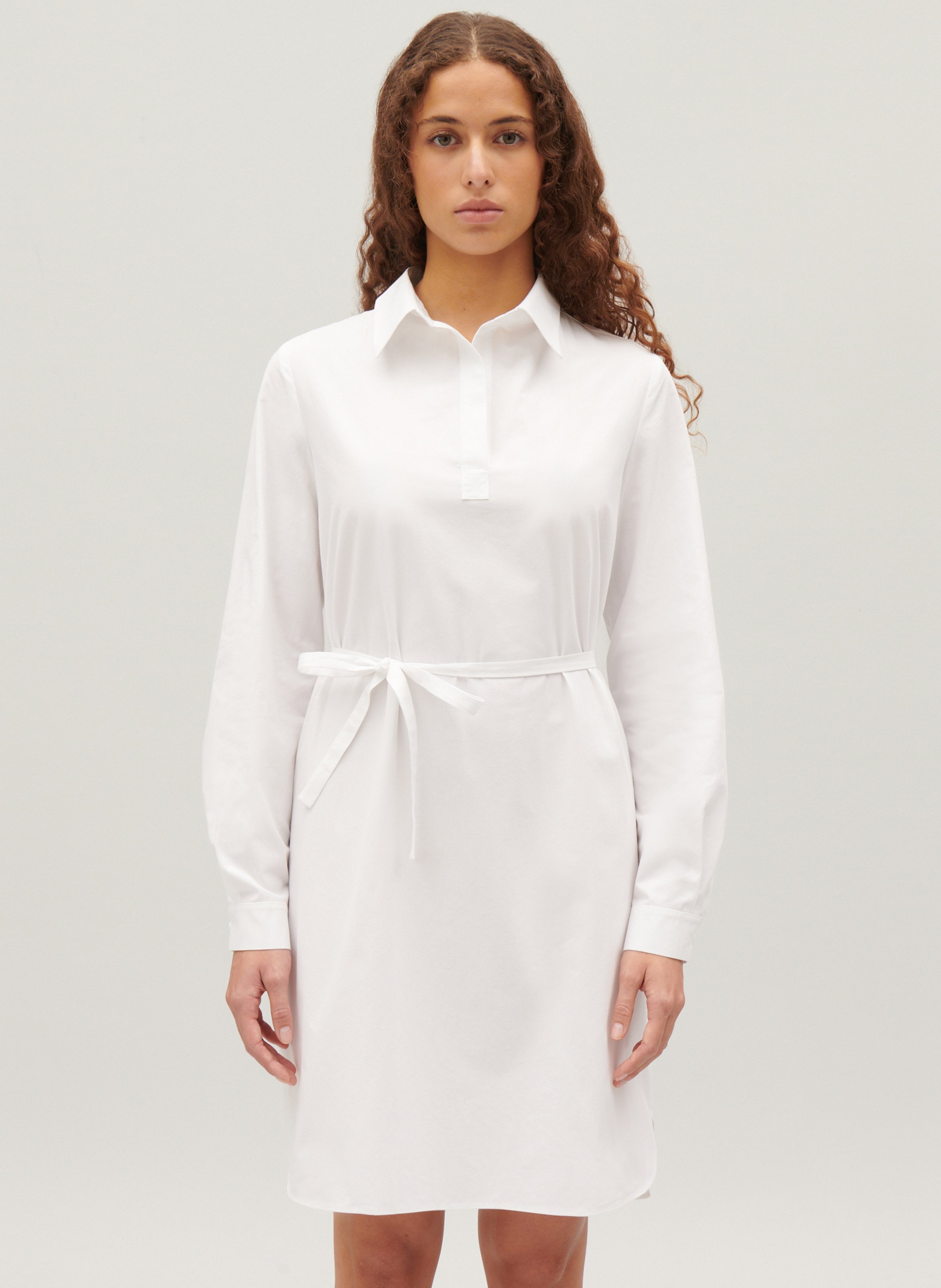 Robe midi cintrée hot sale