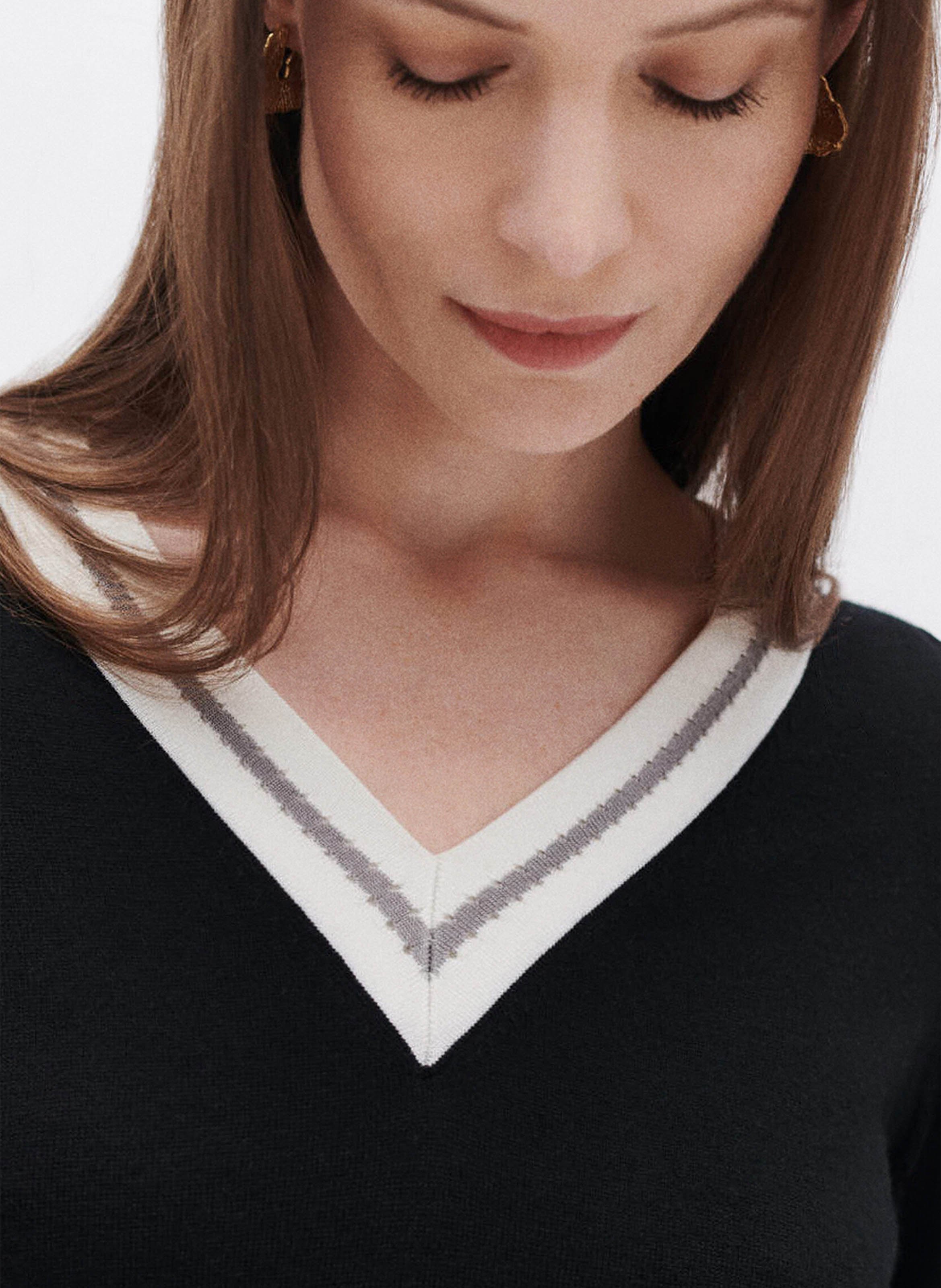 Straight V-neck wool-blend sweater CAROLL Black