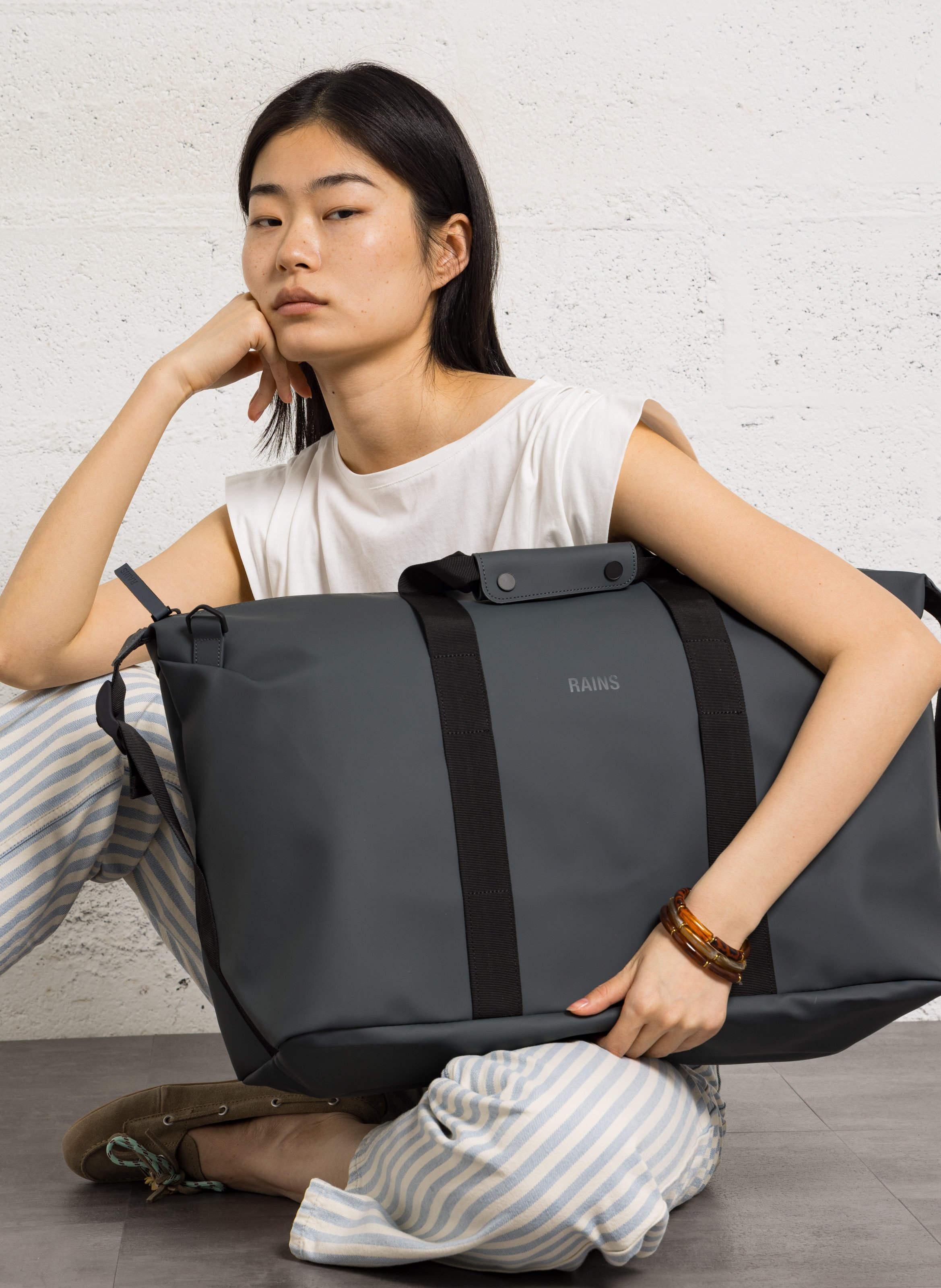 Faux-leather weekend bag RAINS Grey