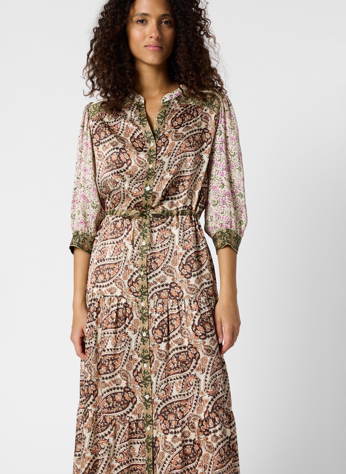 Langes Seidenblumenkleid GERARD DAREL Schwarz