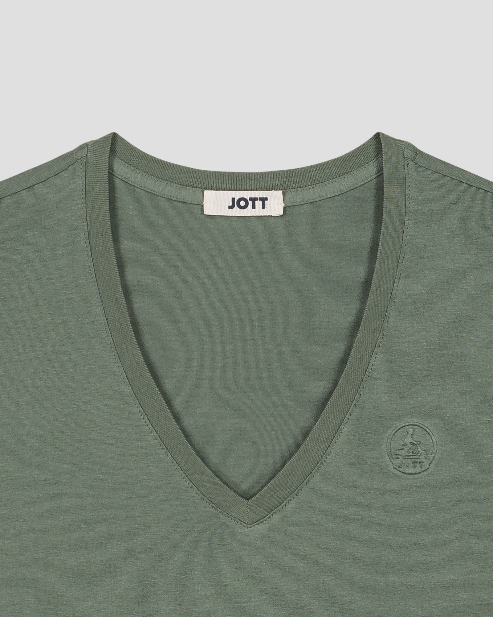 <p>T-shirt plain V-neck in cotton Sofia 2.0</p> JOTT Green