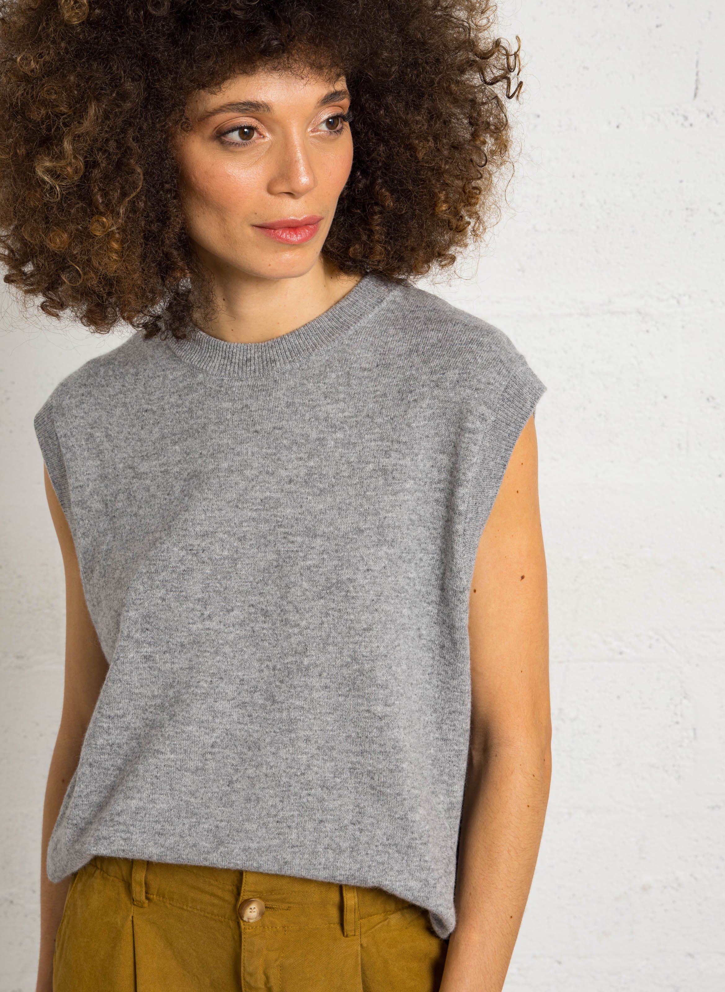 Ärmelloses Oversize-Pullover mit Rundhalsausschnitt aus Kaschmir SUD EXPRESS