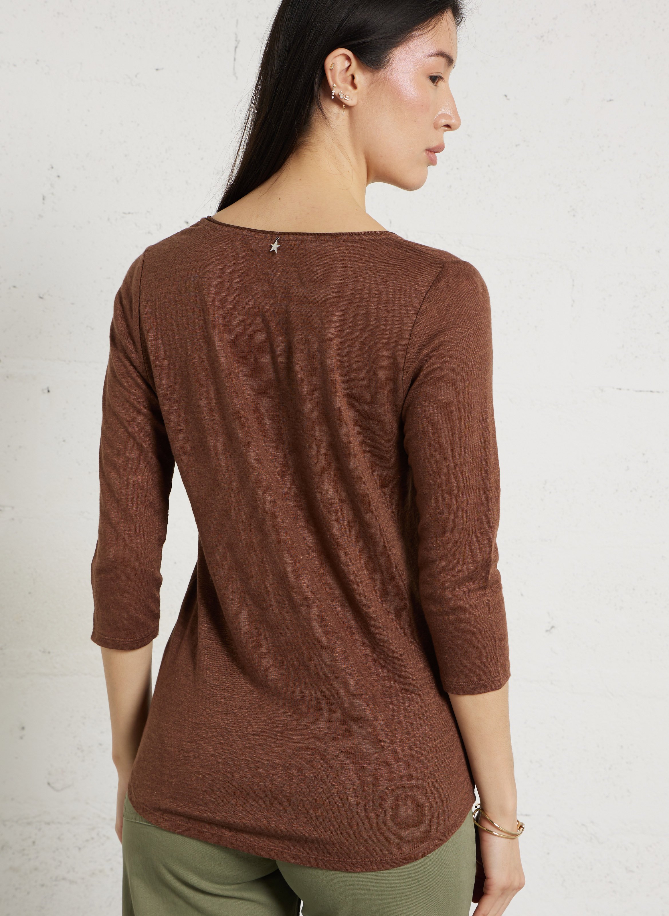 Meliertes T-Shirt mit V-Ausschnitt aus Leinen SUD EXPRESS Braun