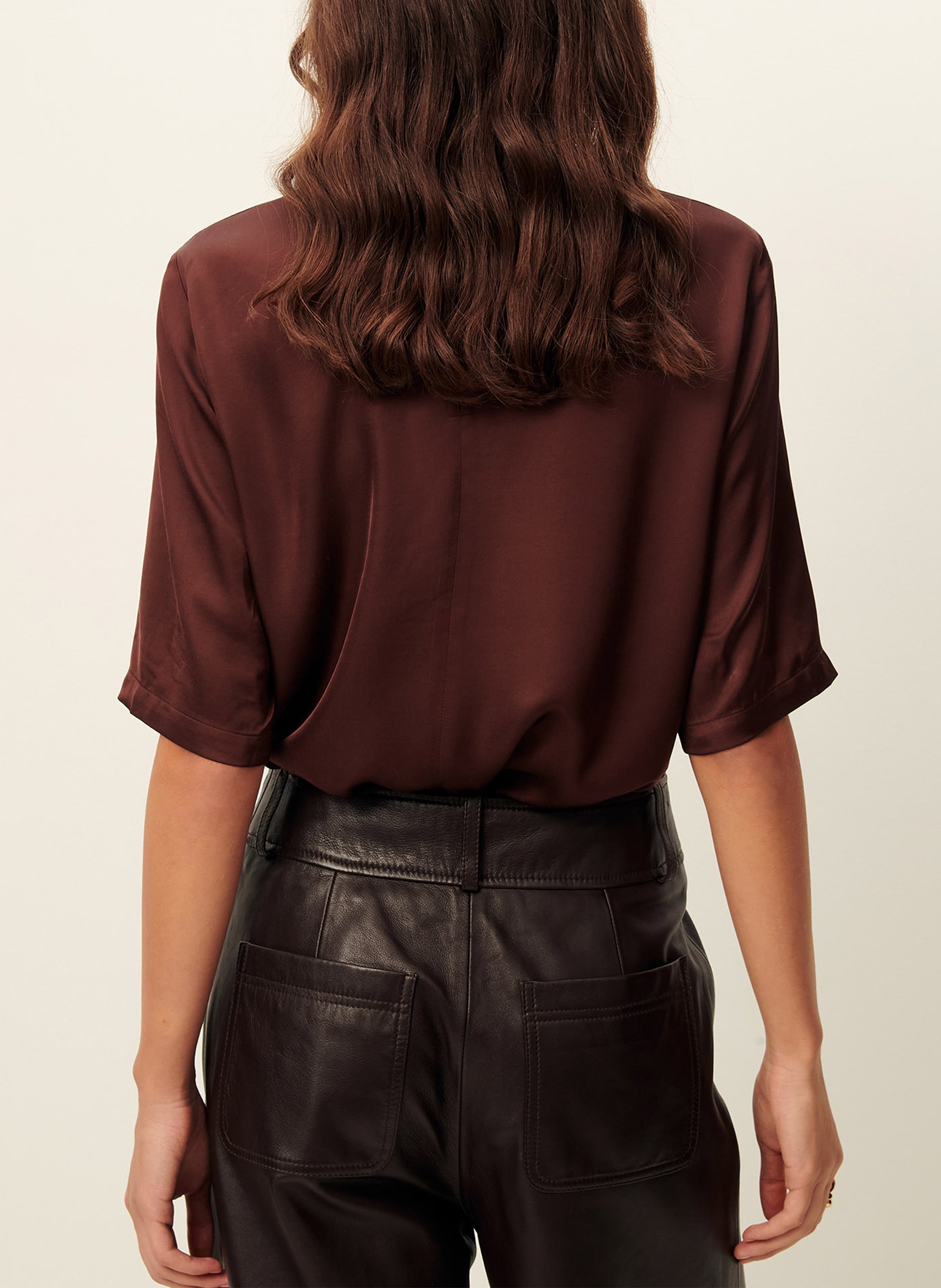 Short sleeve top with cutouts SESSUN Brown