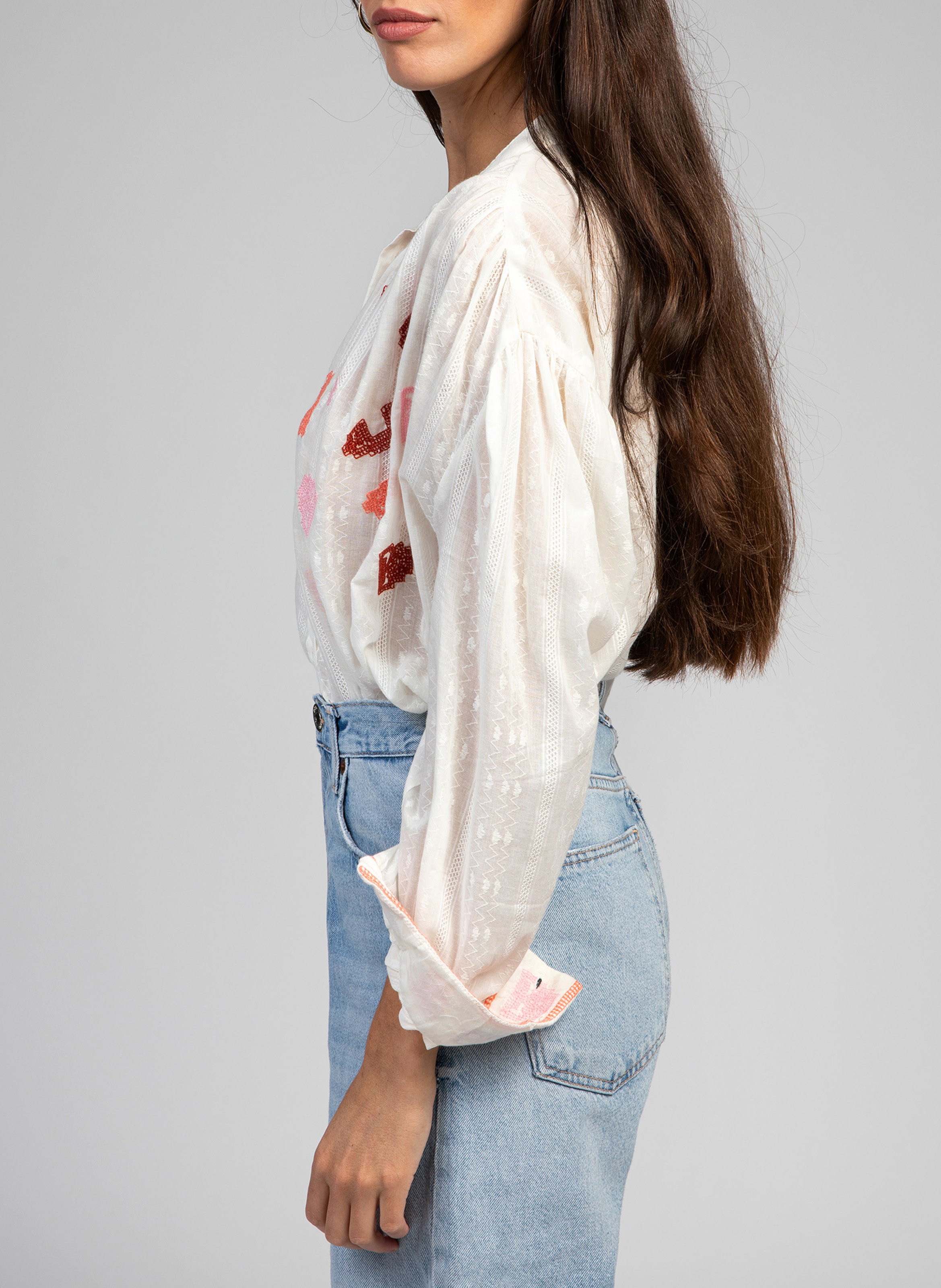Gerade geschnittene Baumwollbluse mit Stickerei AN'GE Beige