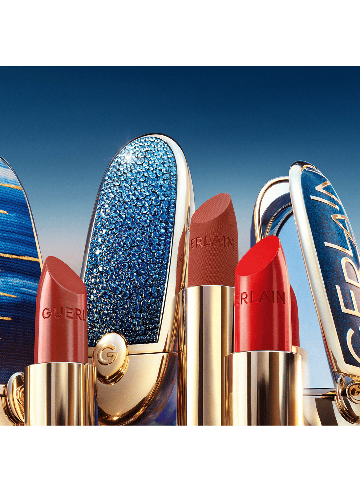 Rouge G - L’Heure BleueL’écrin bijou double miroir - Édition LimitéeLe rouge à lèvres soin personnalisable GUERLAIN Bleu rêverie