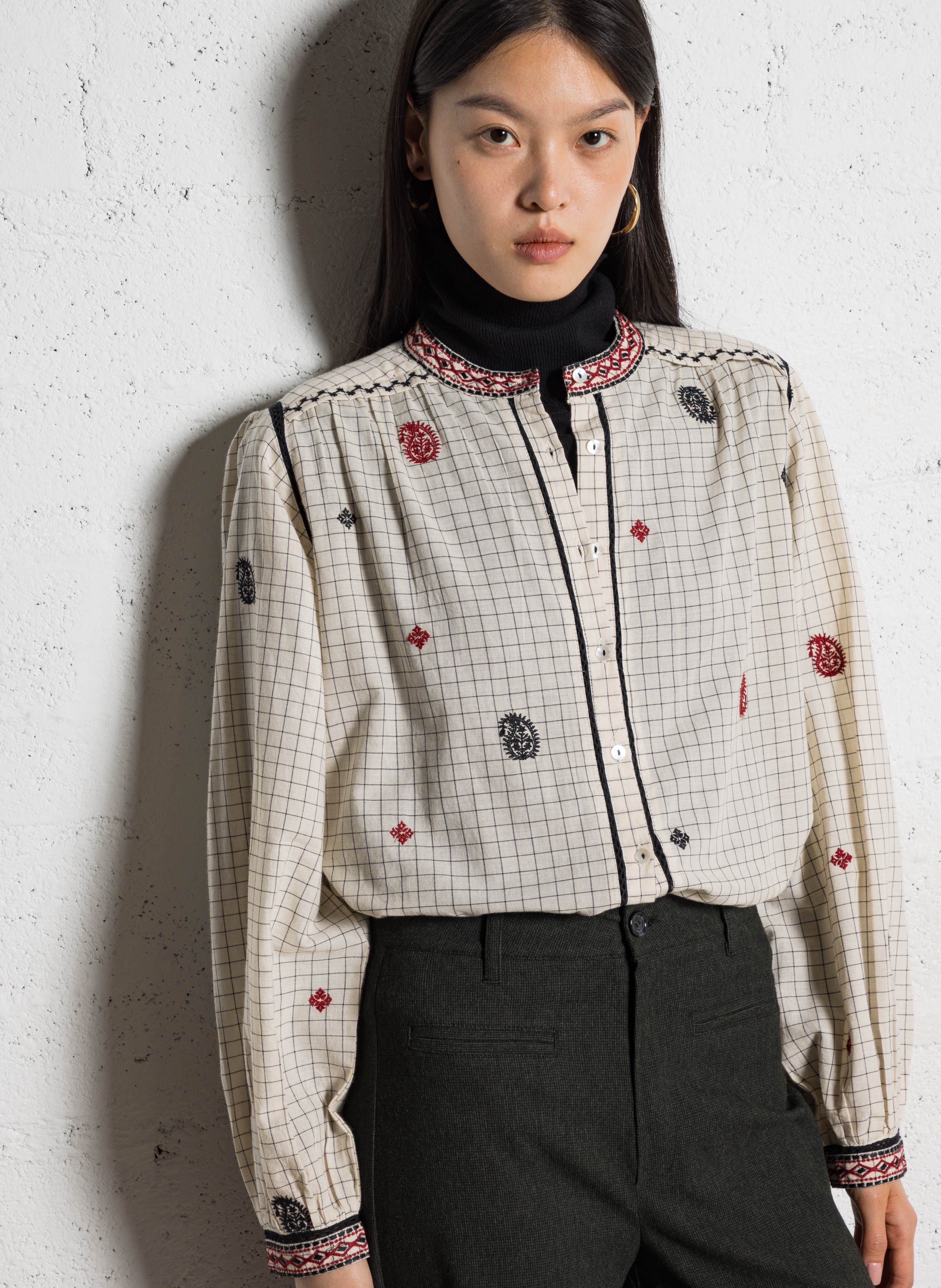 Cotton V-neck short dress with embroidered motifs MAISON HOTEL Beige