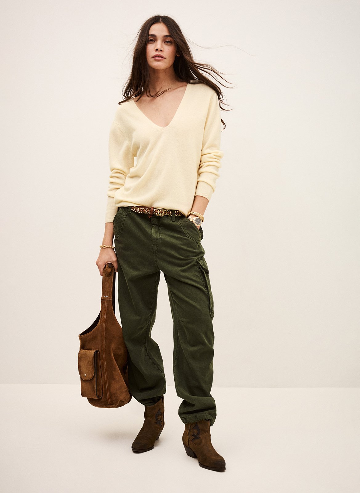 Pull col V uni en laine mélangée BA&SH Beige