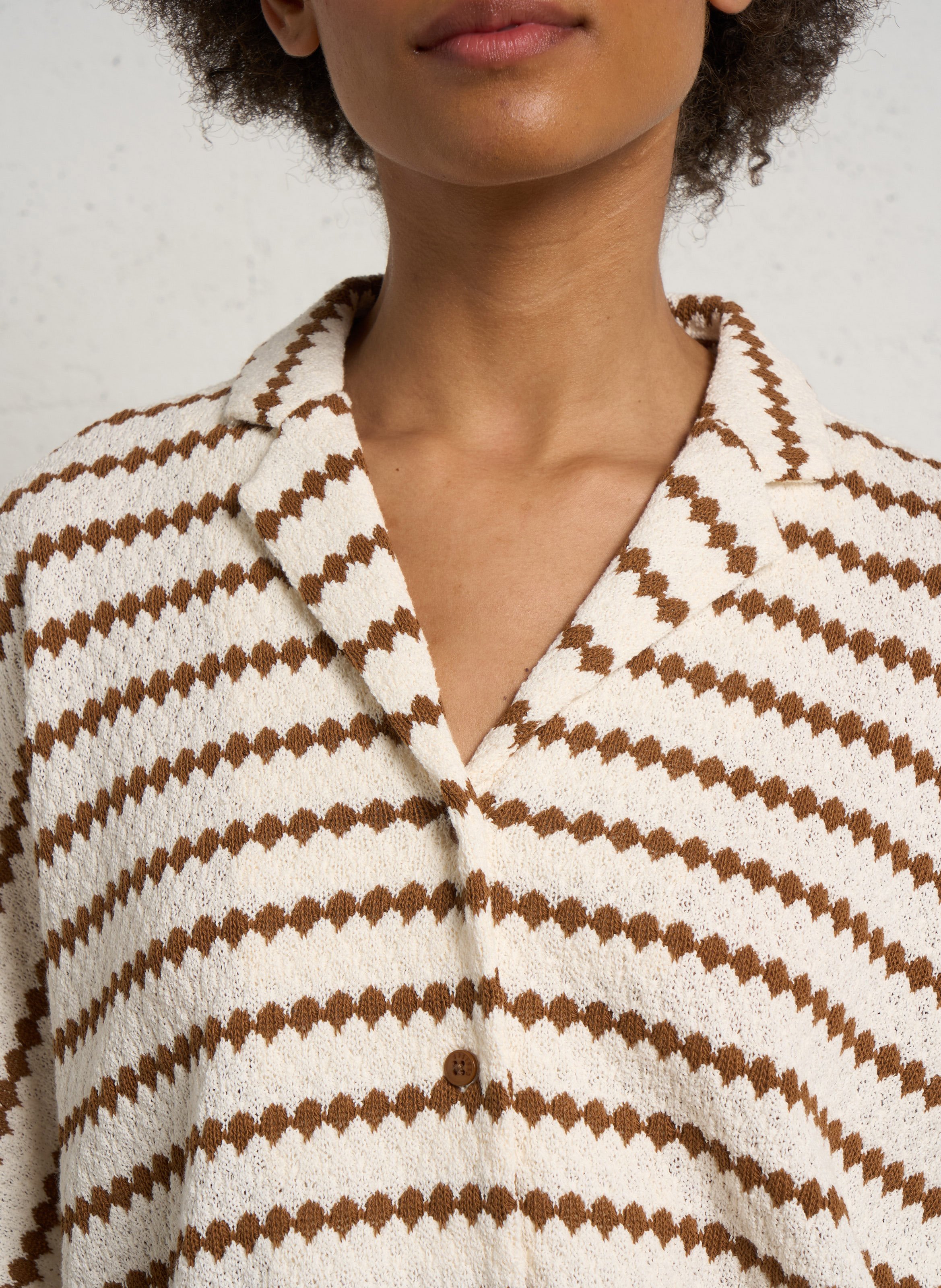 Chemise oversize en jacquard imprimé LE TEMPS DES CERISES Marron