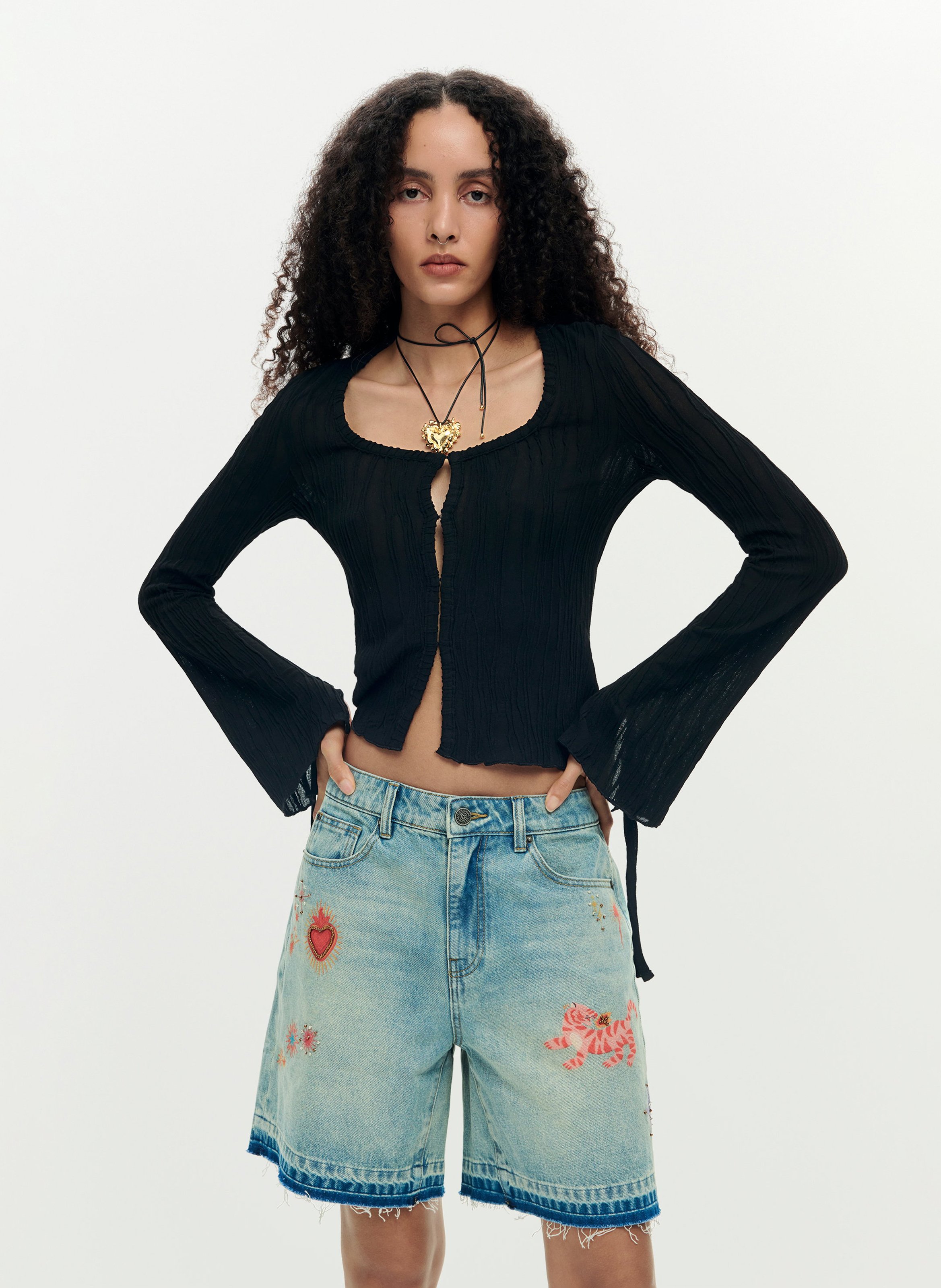 Short droit en coton mélangé brodé DESIGUAL Bleu