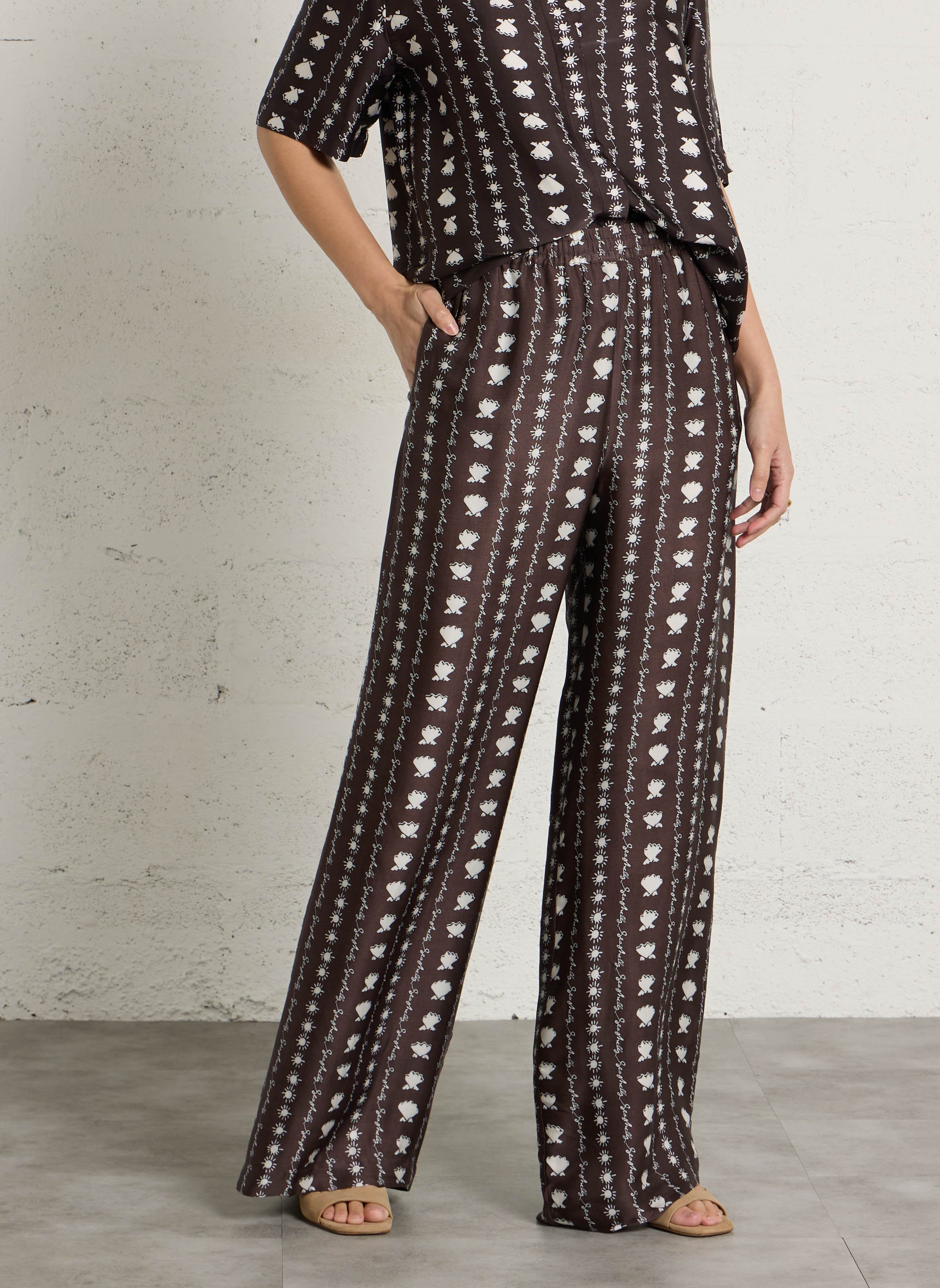 Weit geschnittene Satin-Hose mit Muster DES PETITS HAUTS Schwarz