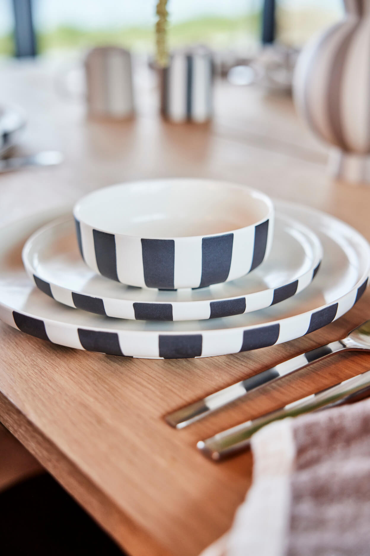 Stoneware bowl OYOY LIVING DESIGN Black