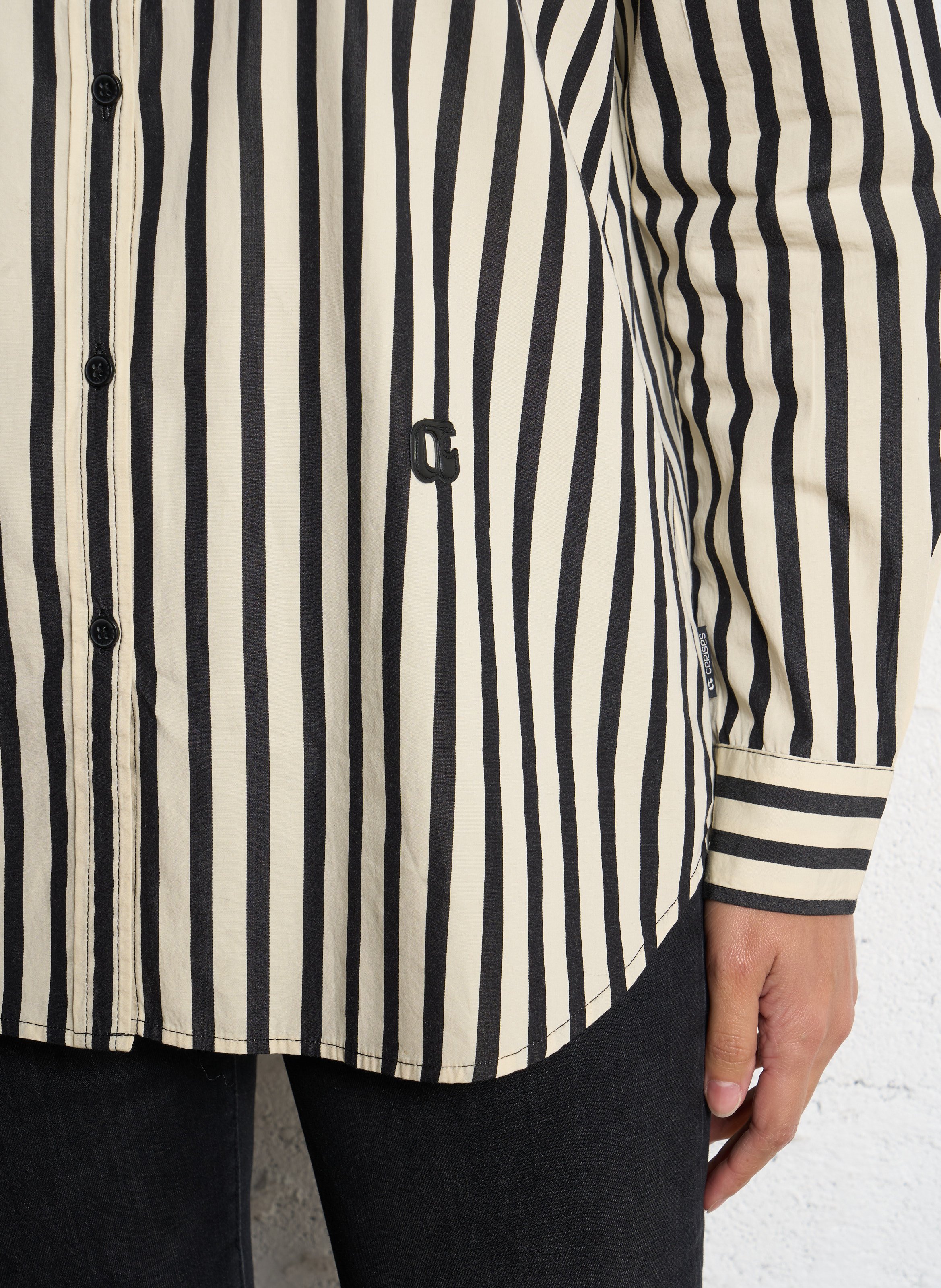 Oversized cotton shirt with classic collar LE TEMPS DES CERISES Black