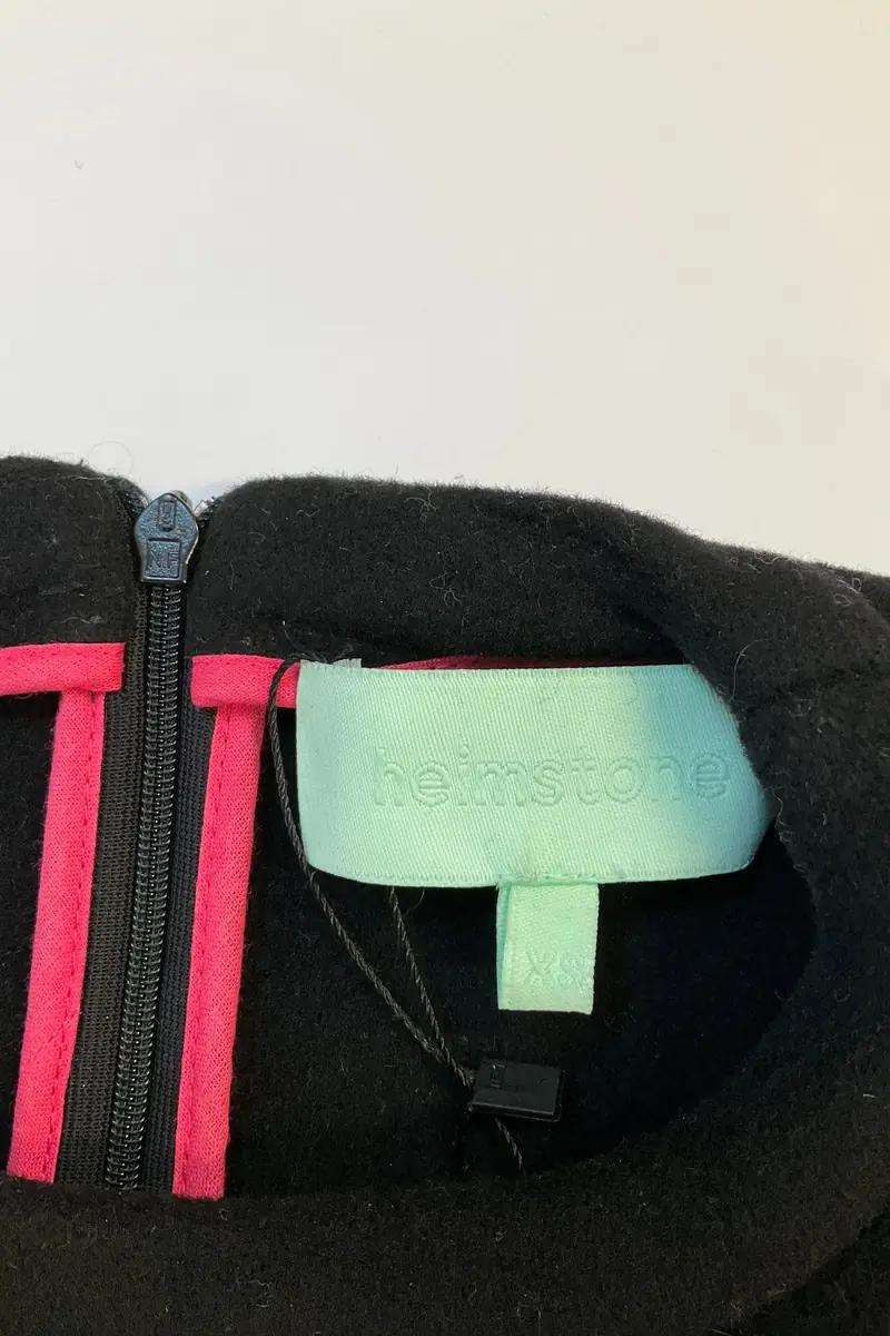 Sweater HEIMSTONE - Seconde Main Black