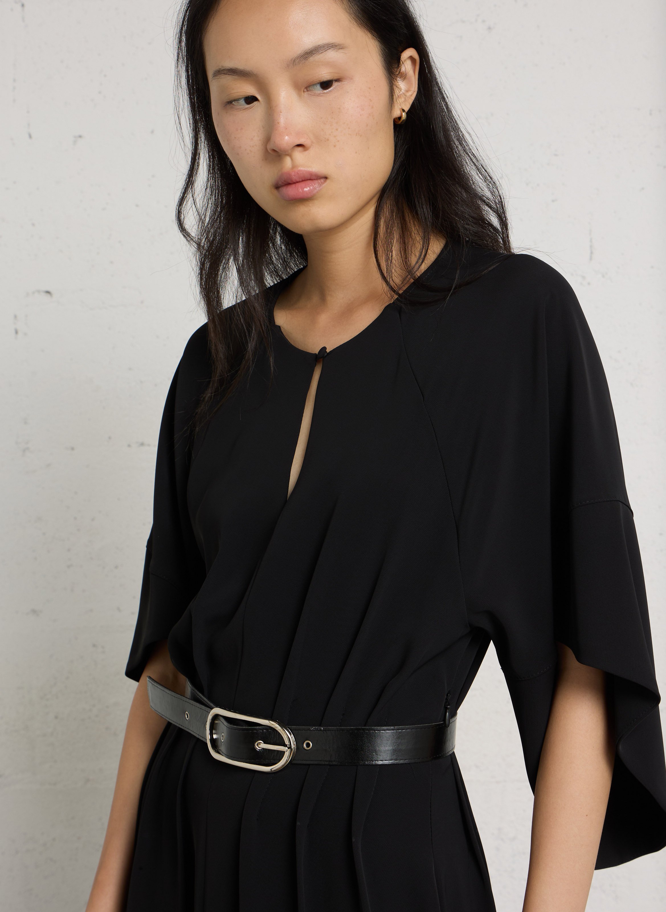 Robe longue cintrée avec ceinture IMPERIAL Noir