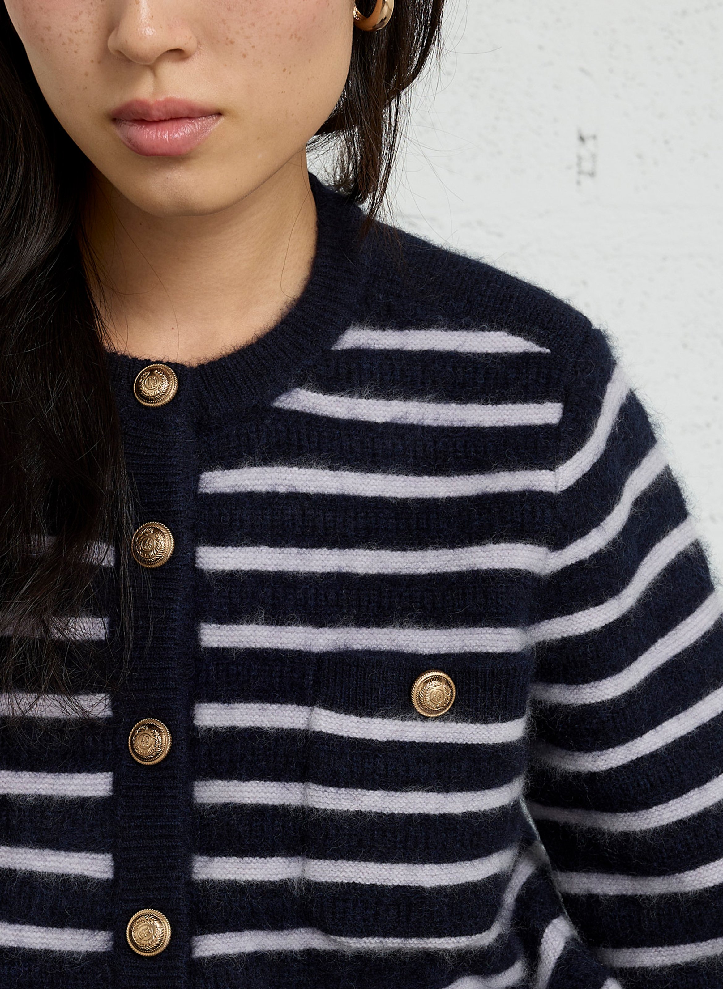 Weit geschnittene, gestreifte Strickjacke mit Rundhalsausschnitt aus Wollmischung IKKS Blau