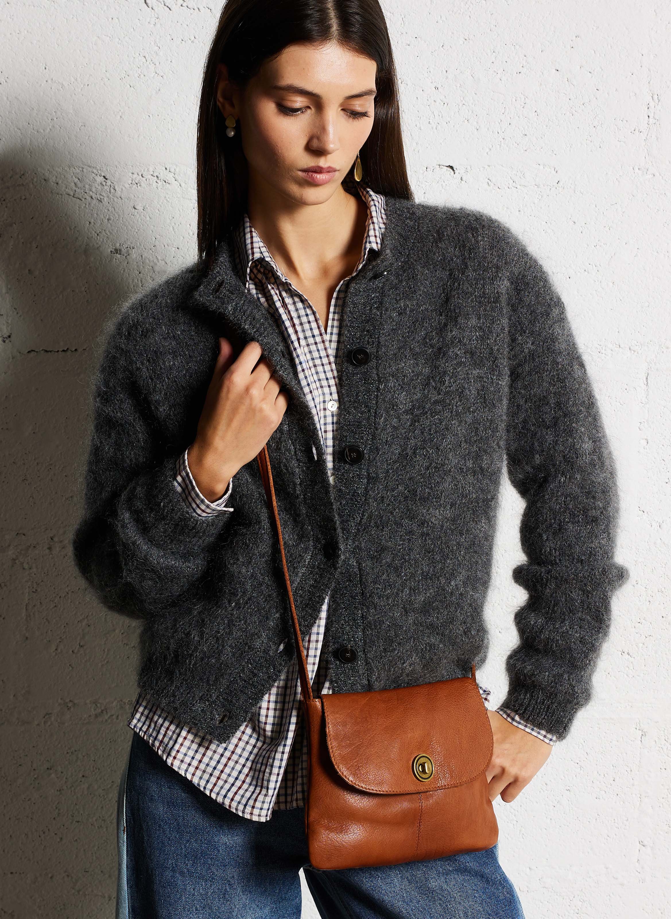 Men?s leather shoulder bag PIECES Golden