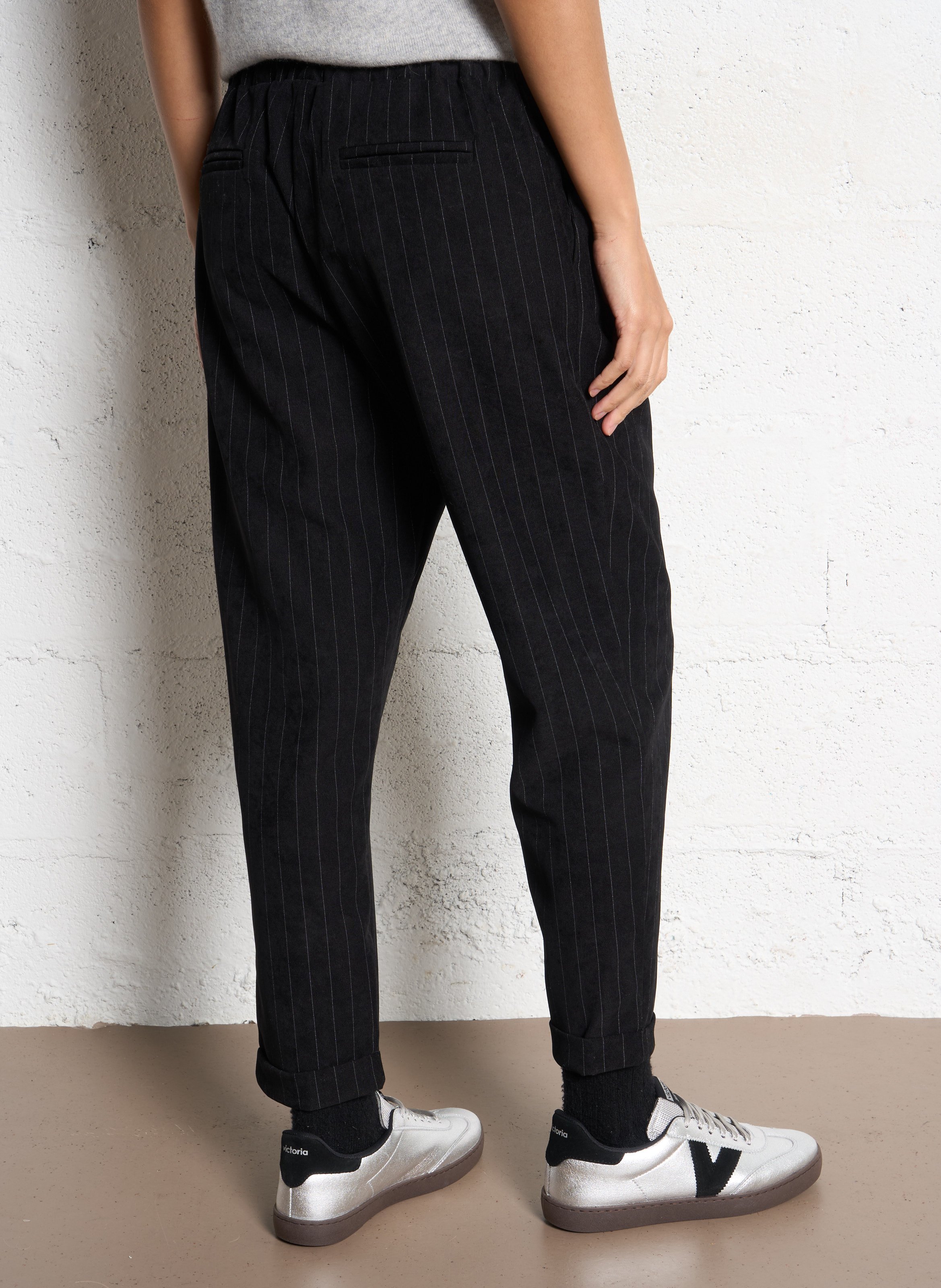 Pantaloln droit en velours PLEASE Noir