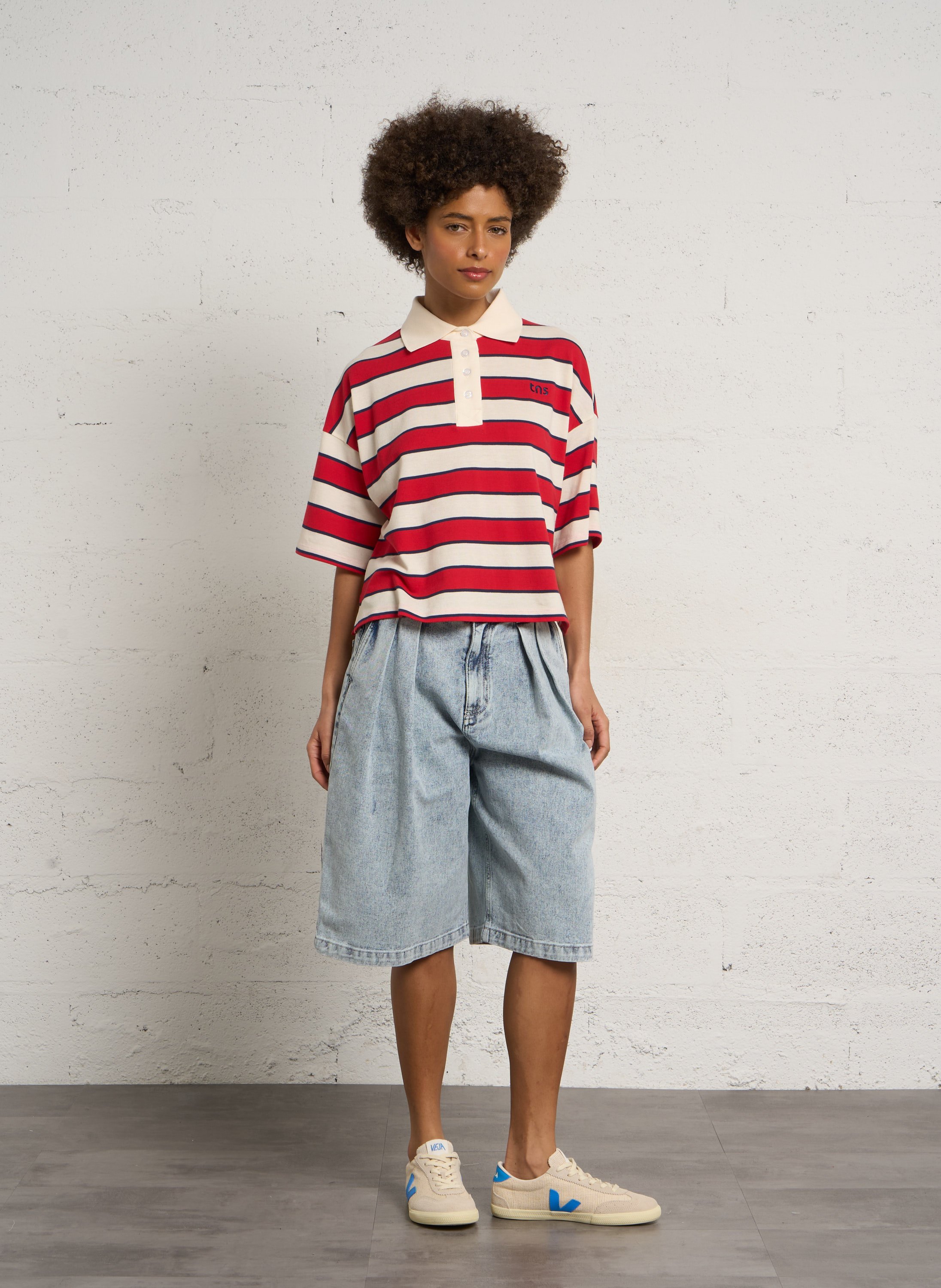 Bermuda mit hoher Taille in Übergröße aus Baumwolle THE NEW SOCIETY Blau