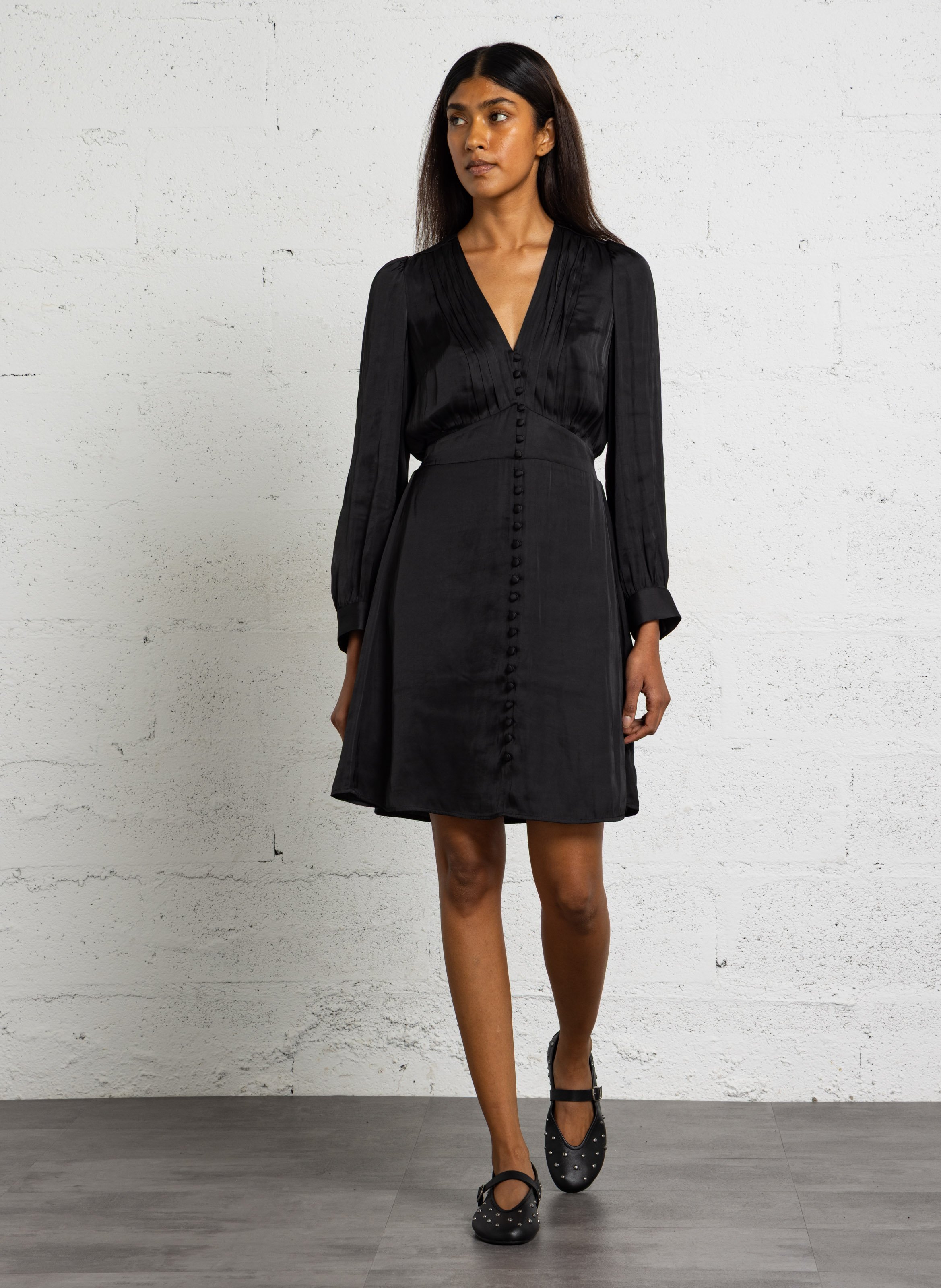 Short satin V-neck dress IKKS
