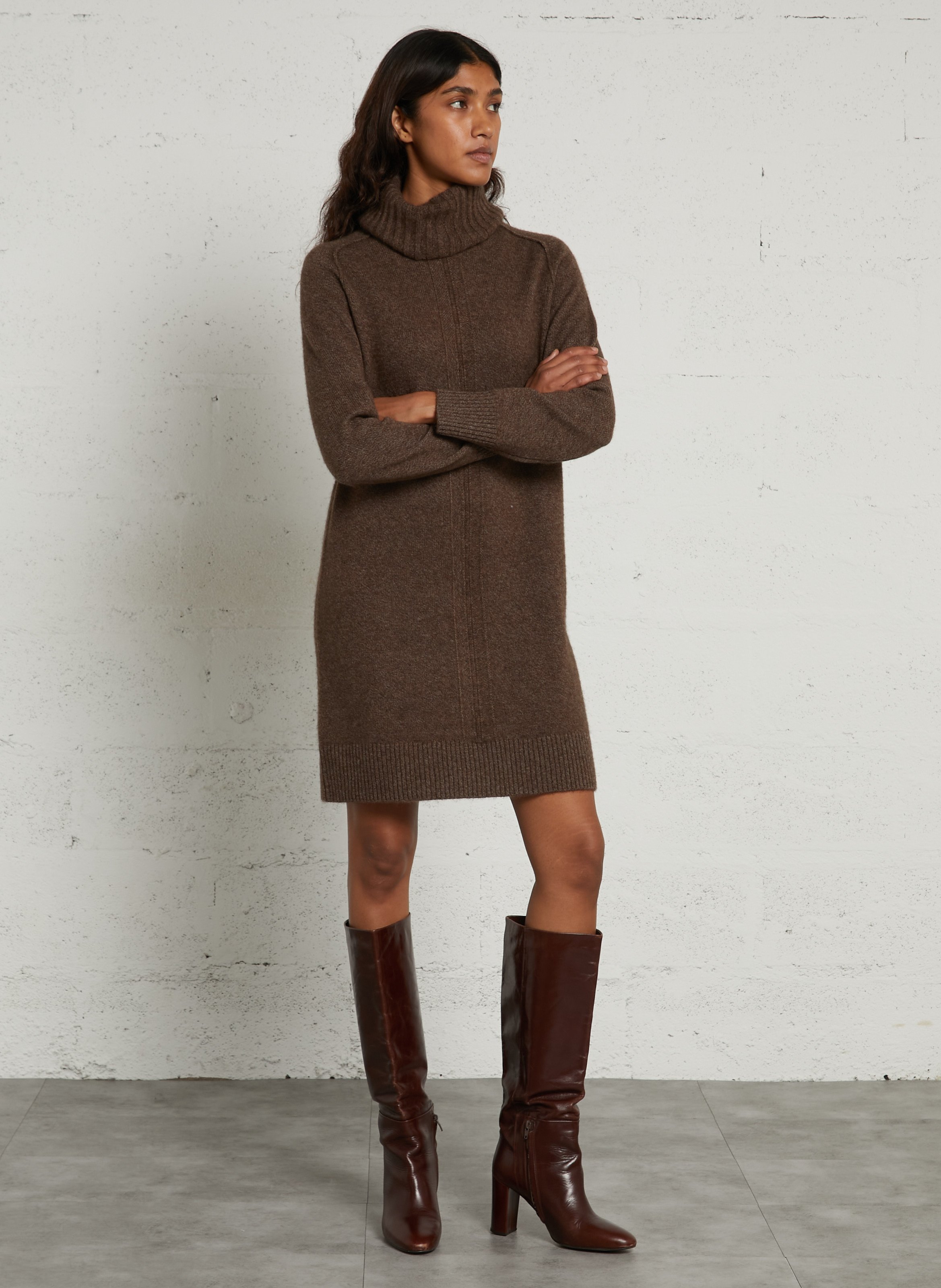 Pulloverkleid mit Stehkragen aus Wollmischung MAISON 123 Braun