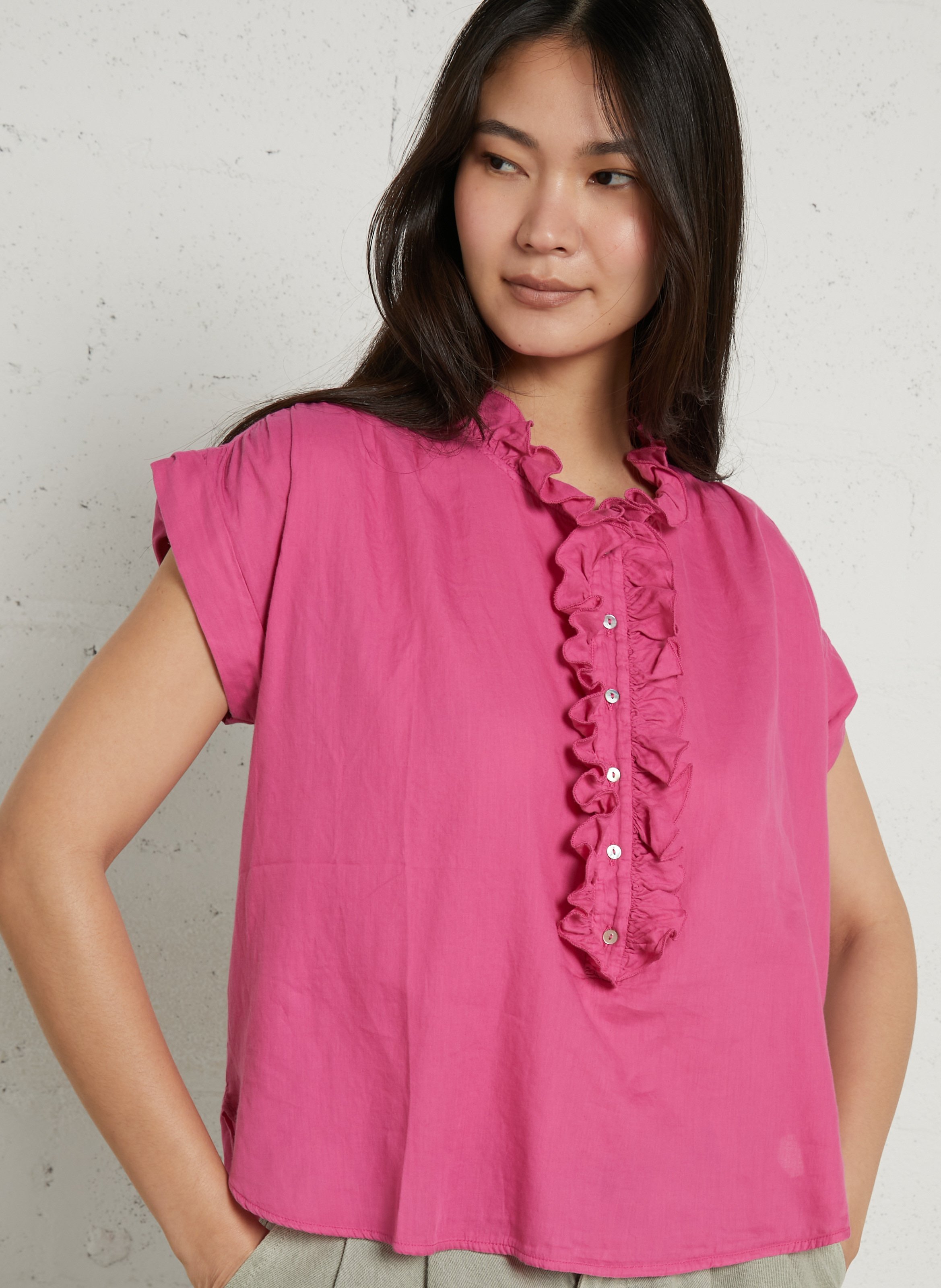 Short-sleeved top with ruffles BELLA JONES