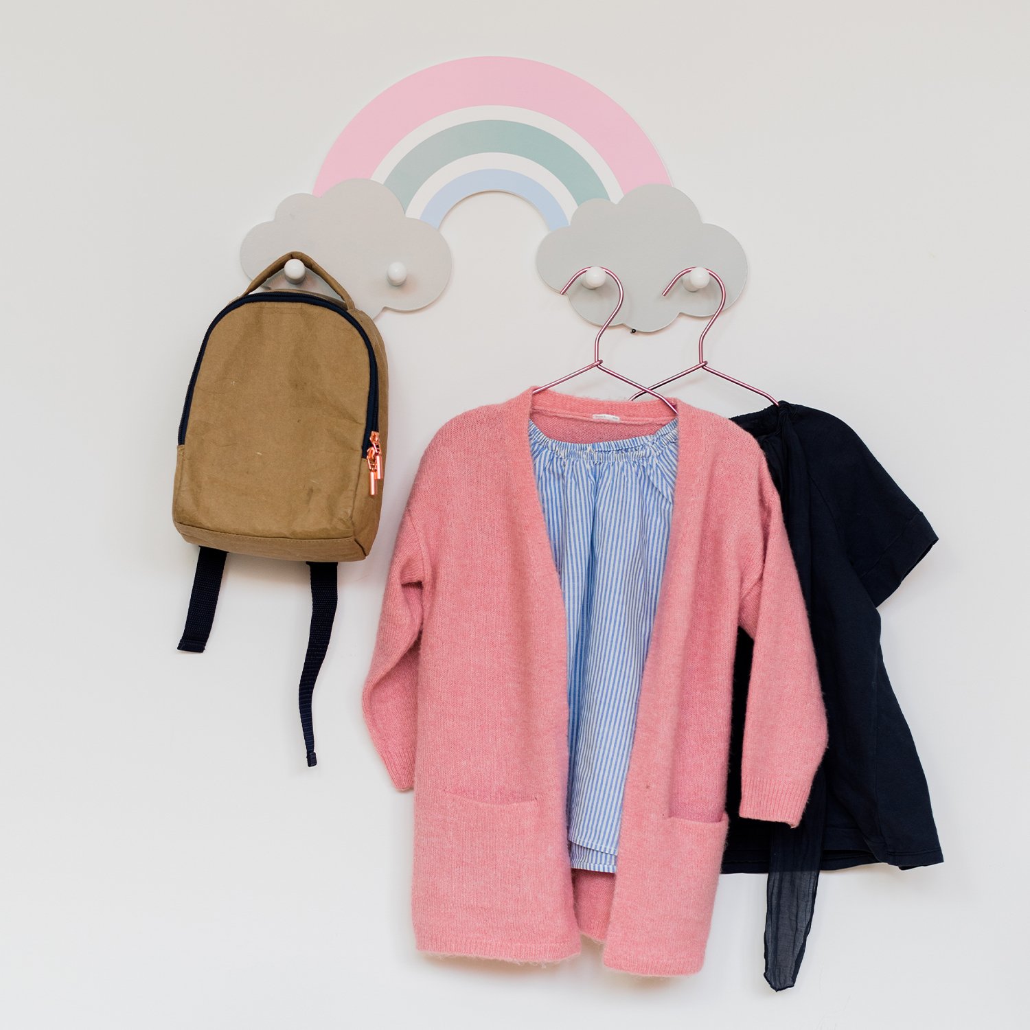 Wooden rainbow wall-mounted coat rack KINDSGUT Pink