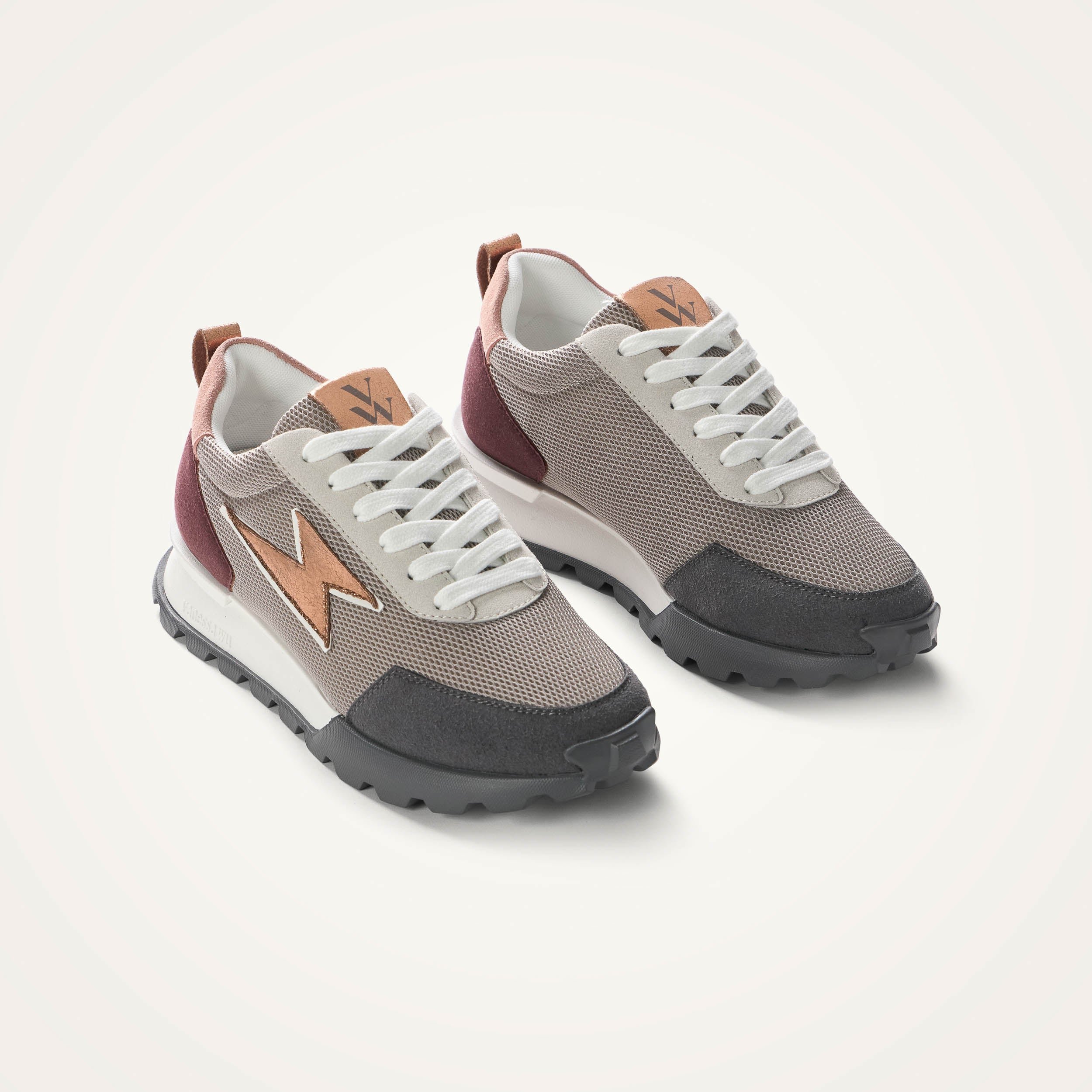 Contrasting leather-effect low-top sneakers VANESSA WU Grey