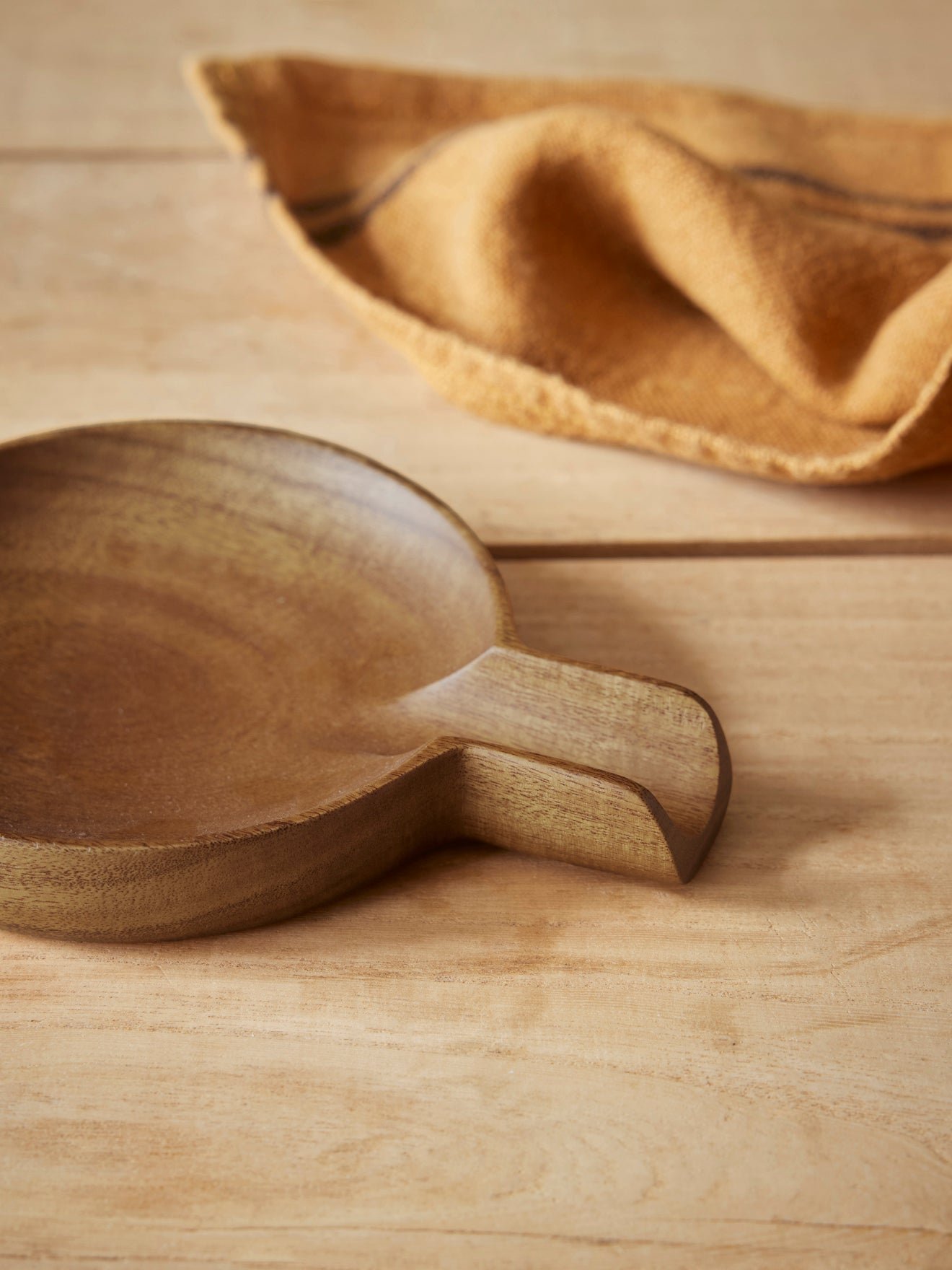 Acacia wood spoon rest CYRILLUS Brown