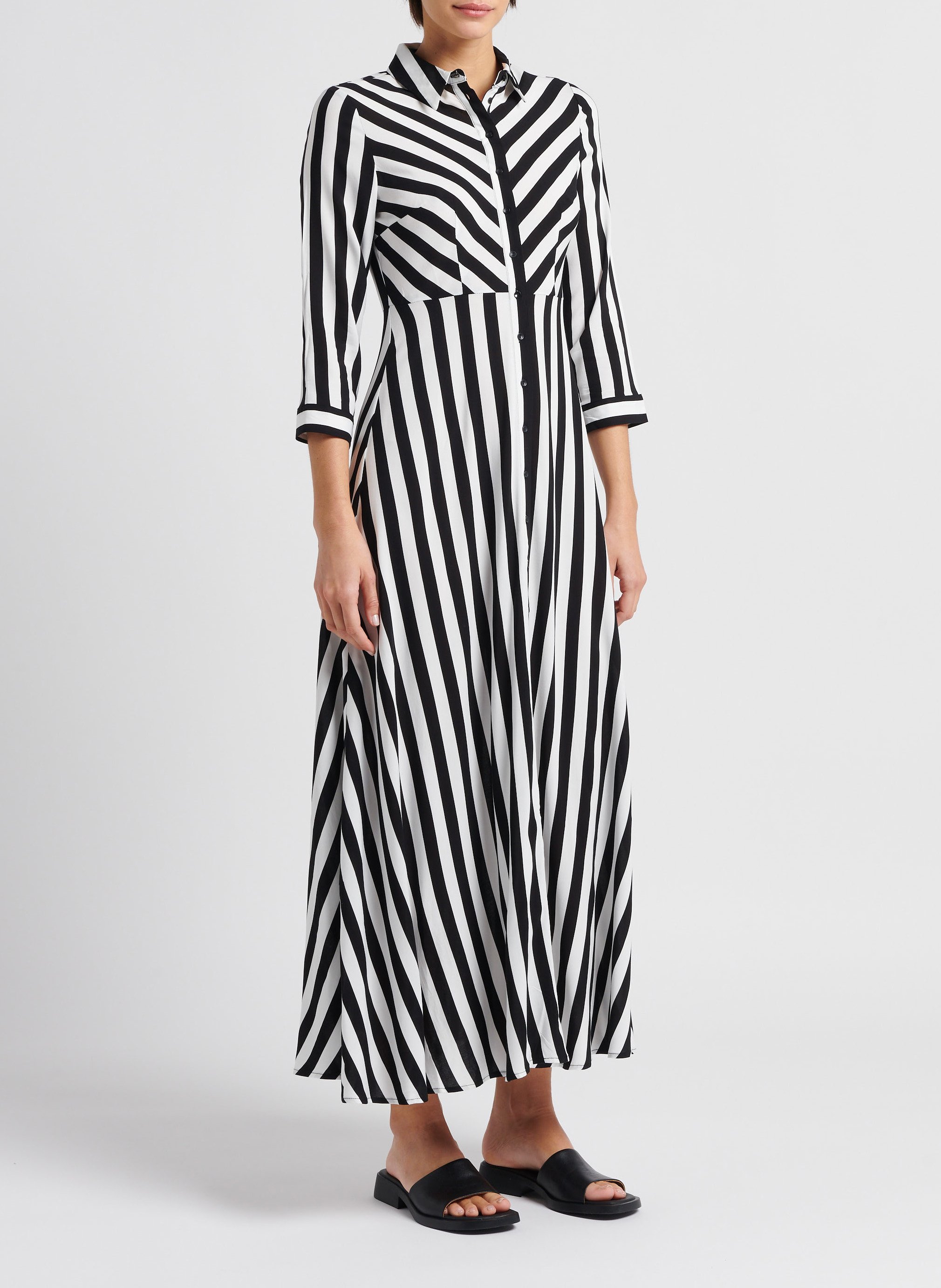 Long printed dress with classic collar YAS Black