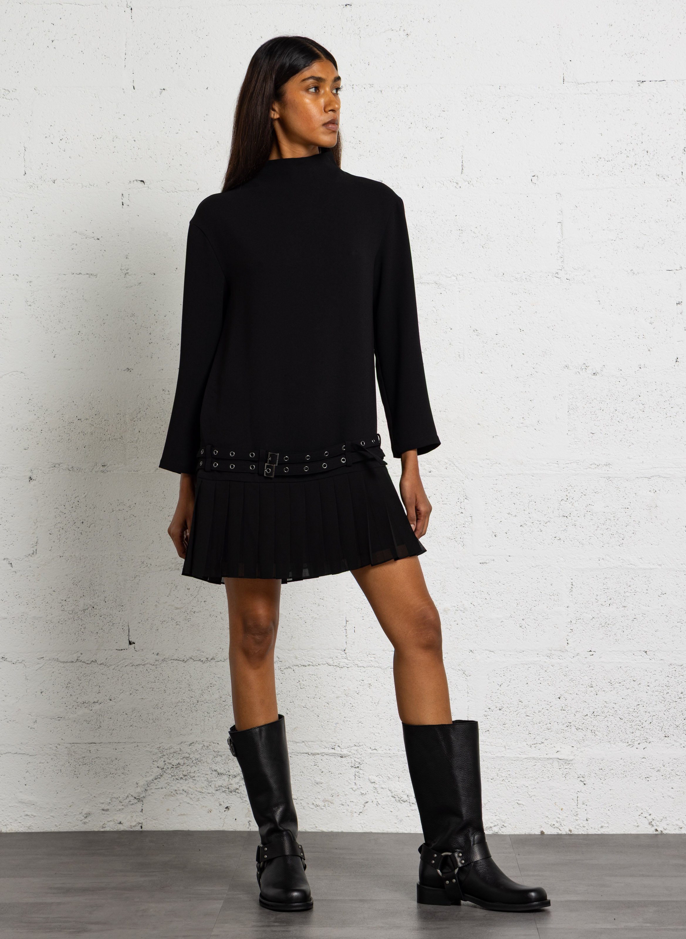 Pleated high-neck short dress IKKS Black