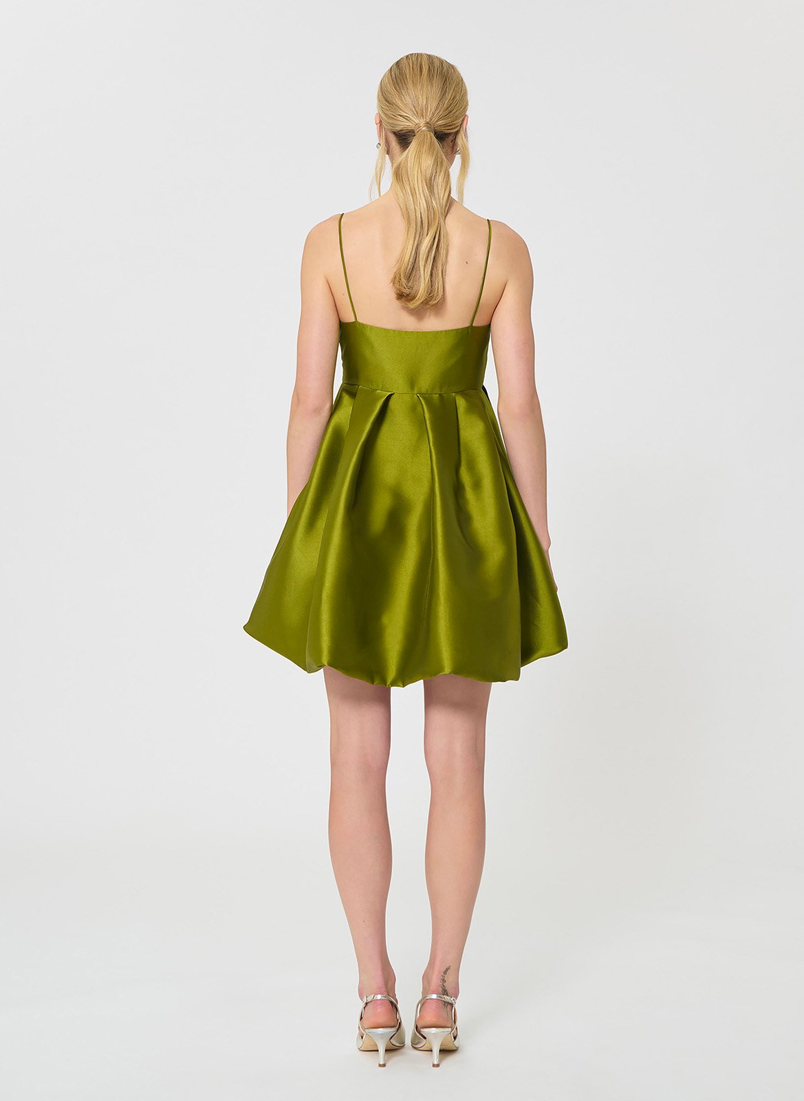 Korte puffy satijnen jurk TARA JARMON Groen