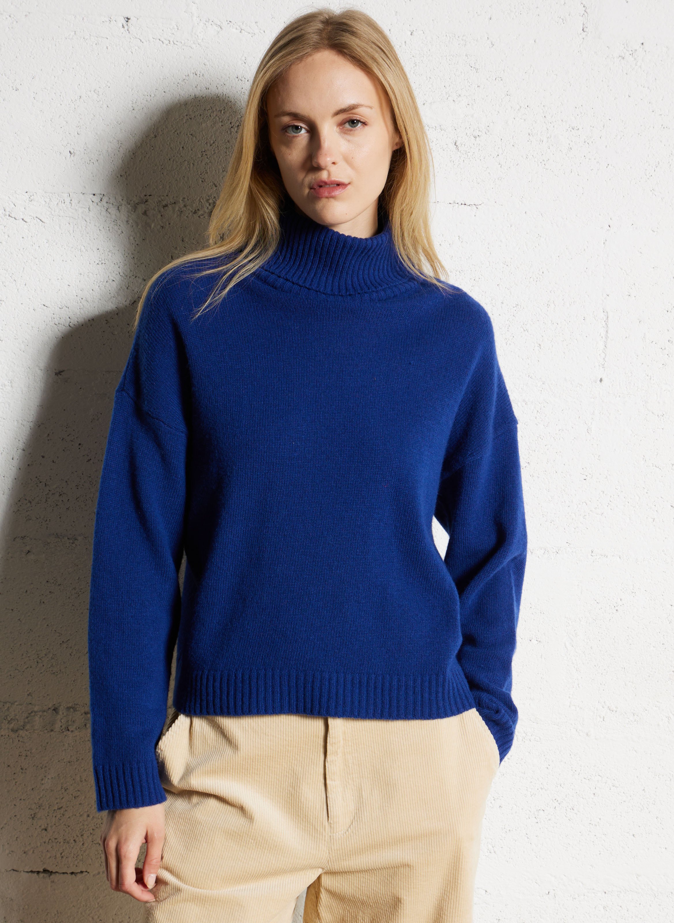 Col roulé ample en laine mélangée NICE THINGS Bleu